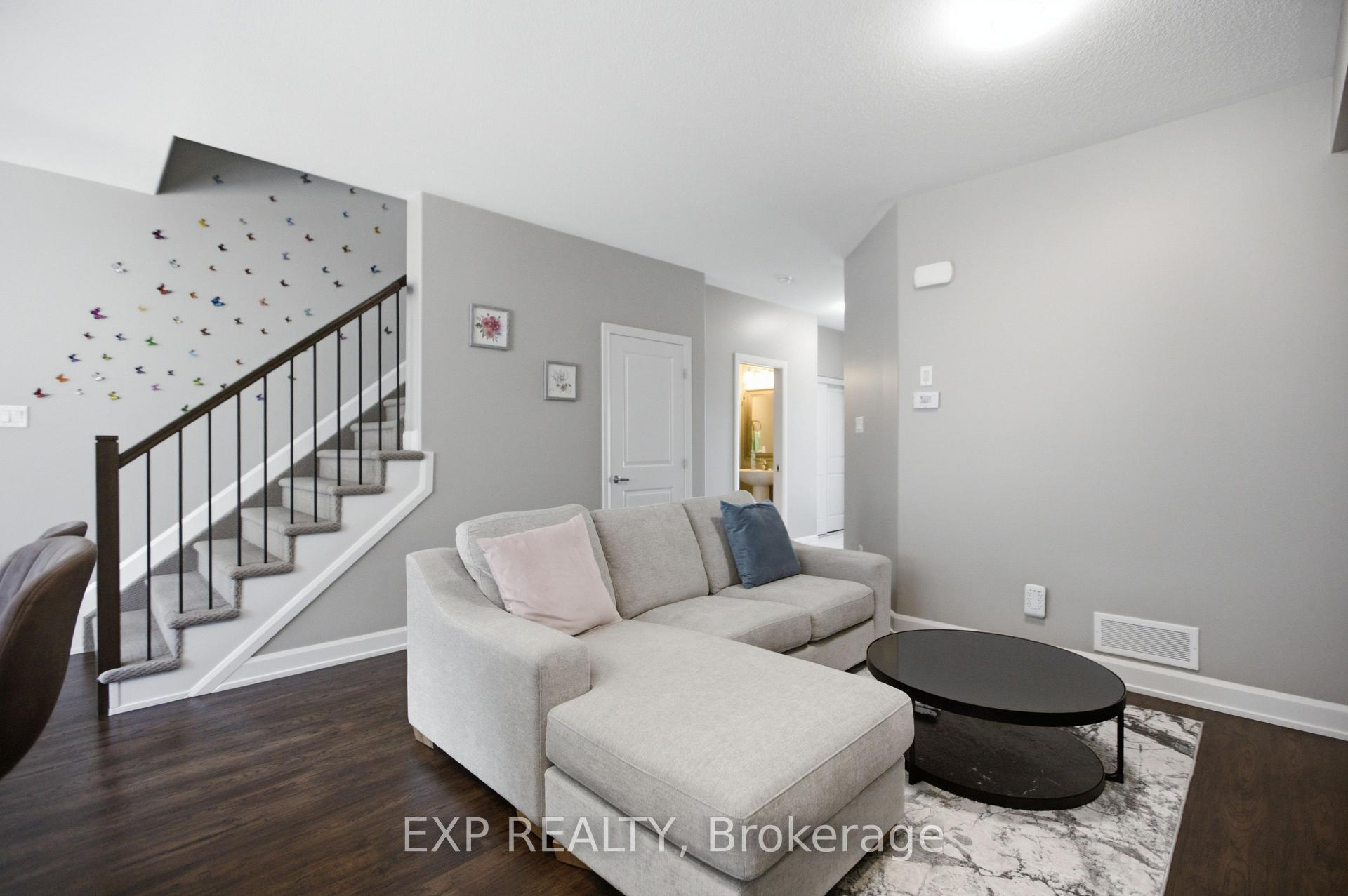 Photo 7 of 42 Vimy Ridge Crescent, Arnprior, Arnprior — HOMEH
