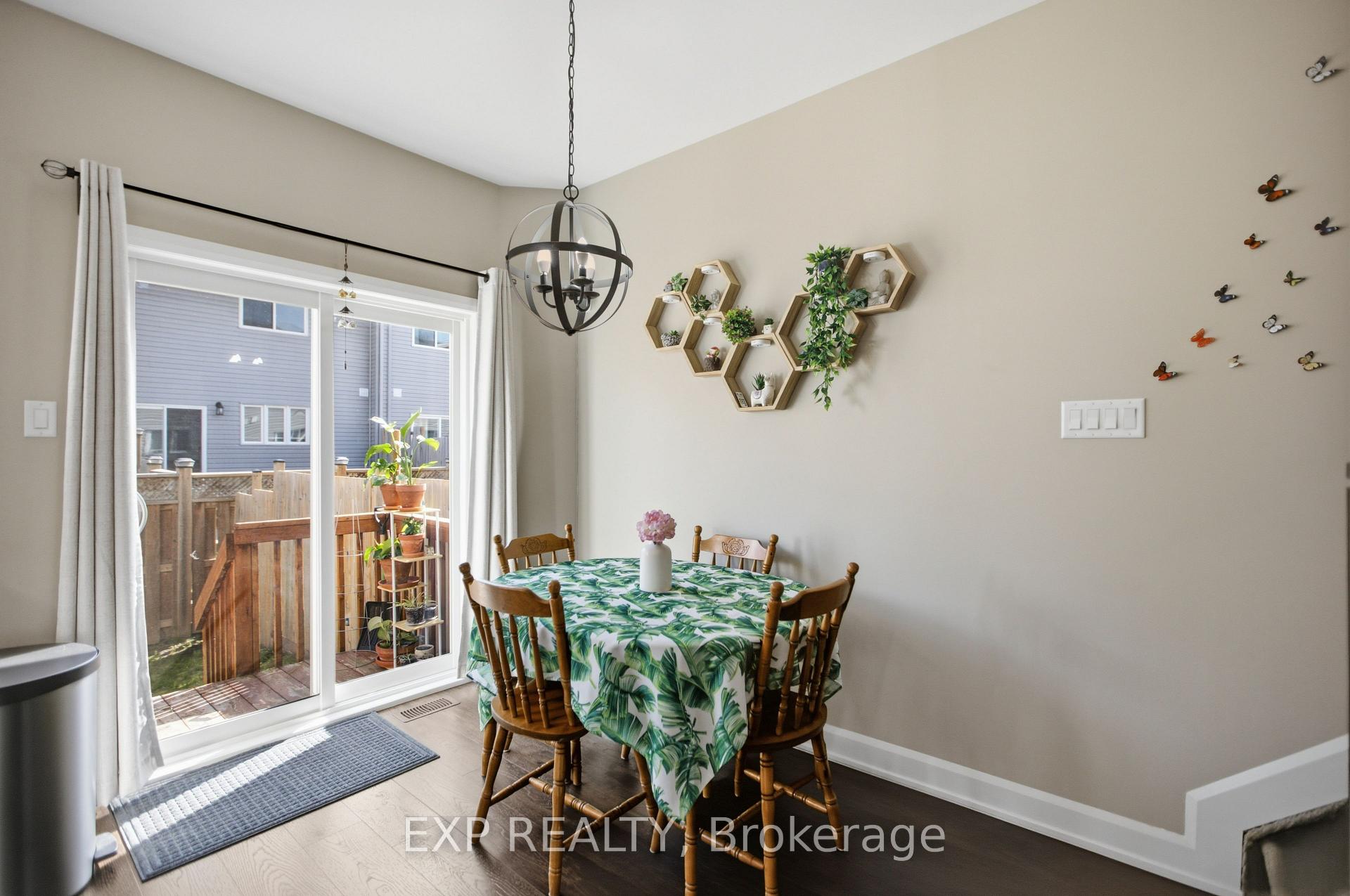 Photo 12 of 42 Vimy Ridge Crescent, Arnprior, Arnprior — HOMEH