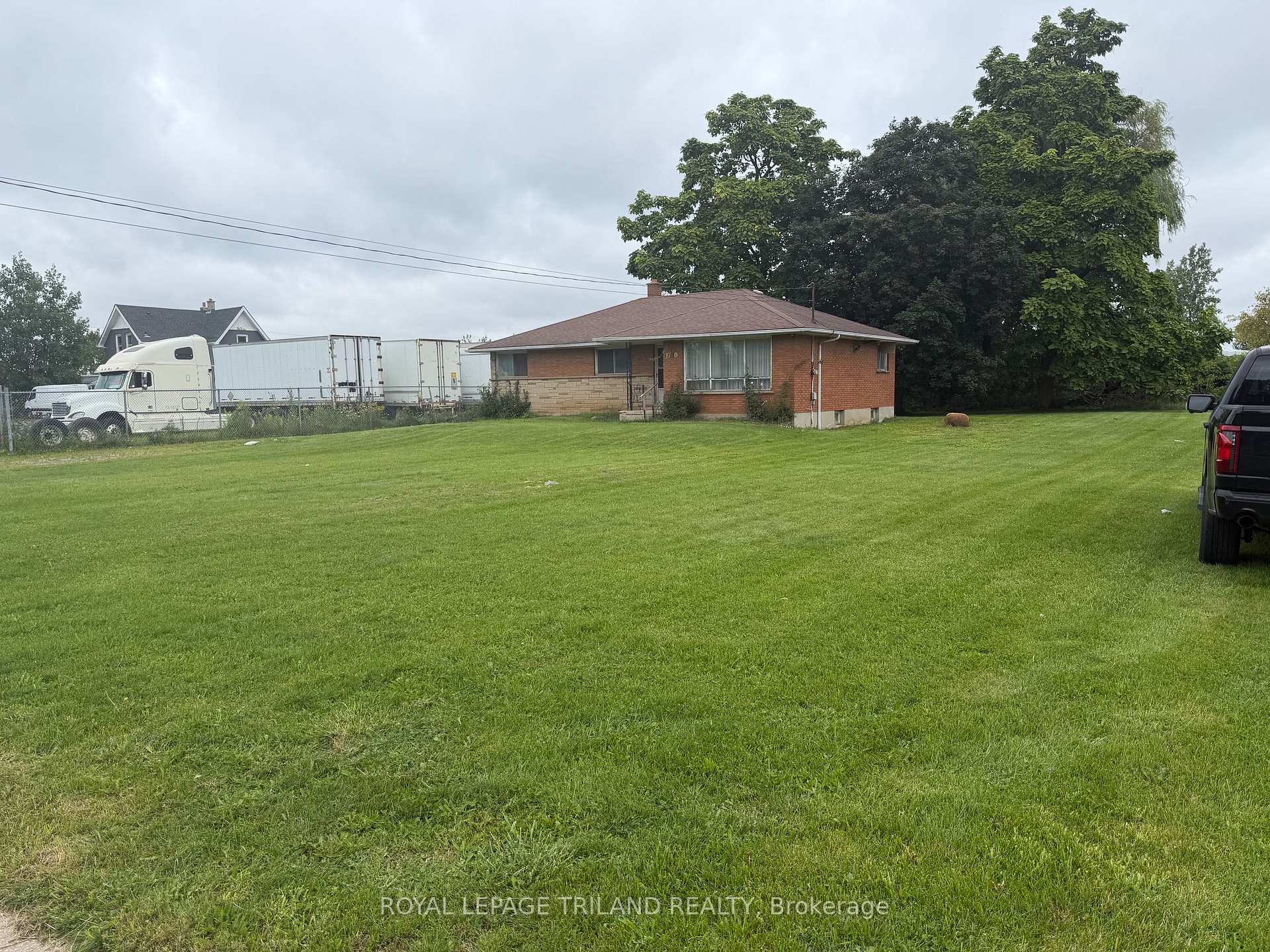 Photo of 1780 Gore Road