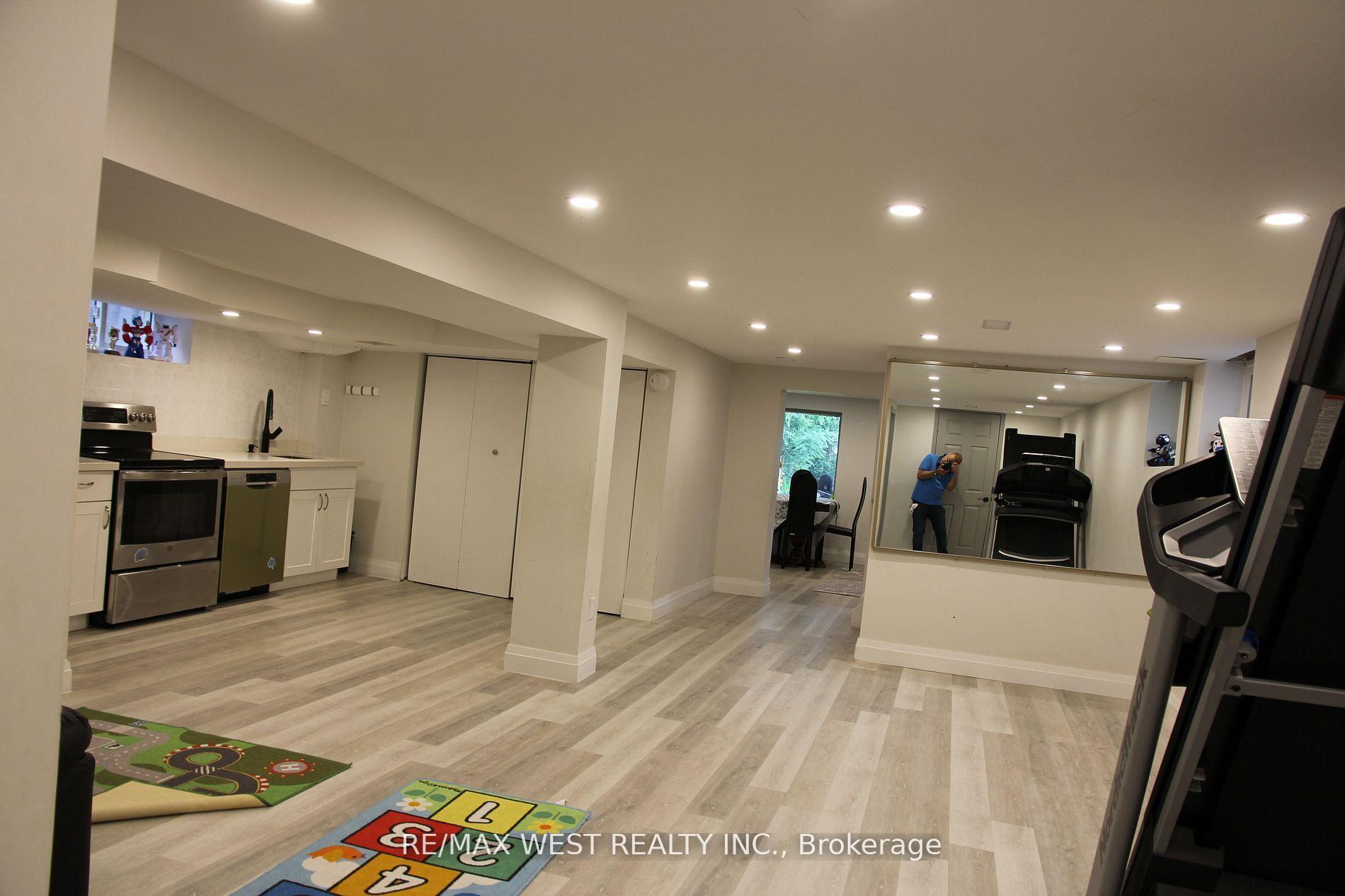 Photo 20 of Unit Basement, 81 Freemont Avenue, Etobicoke, Humber Heights — HOMEH
