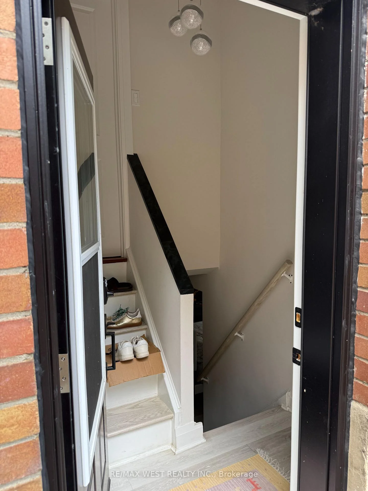 Photo 9 of Unit Basement, 81 Freemont Avenue, Etobicoke, Humber Heights — HOMEH