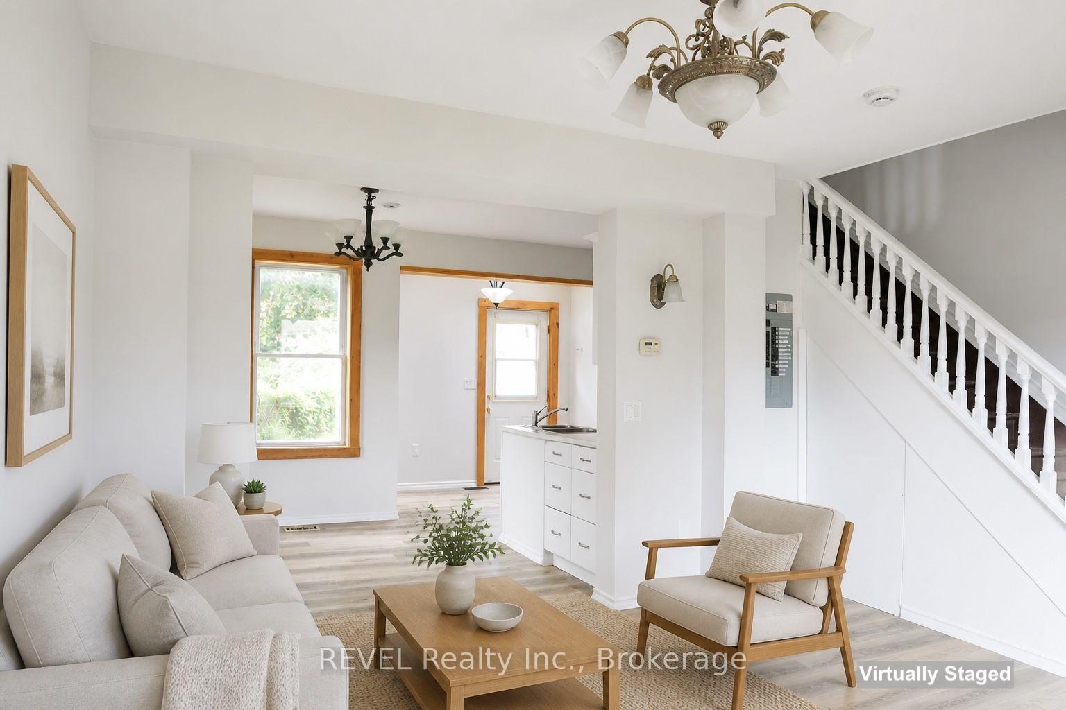 Photo 13 of 387 Glendale Avenue, St. Catharines, Secord Woods — HOMEH