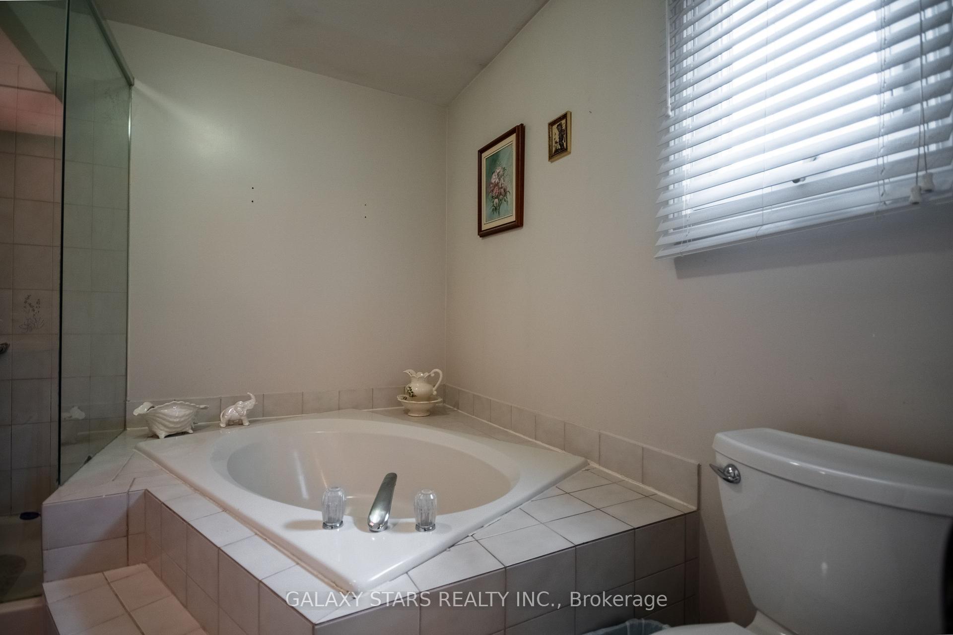 Photo 34 of 28 Claircrest Road, Markham, Middlefield — HOMEH