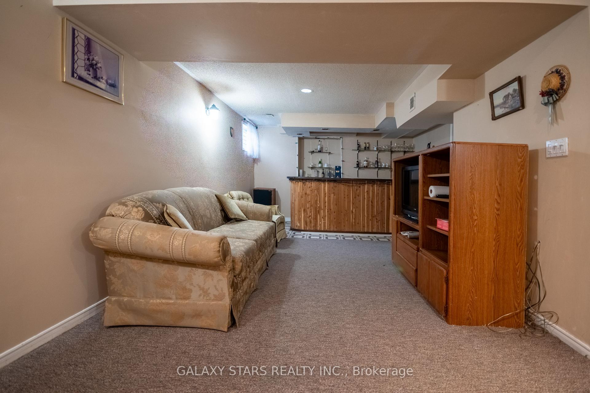 Photo 41 of 28 Claircrest Road, Markham, Middlefield — HOMEH