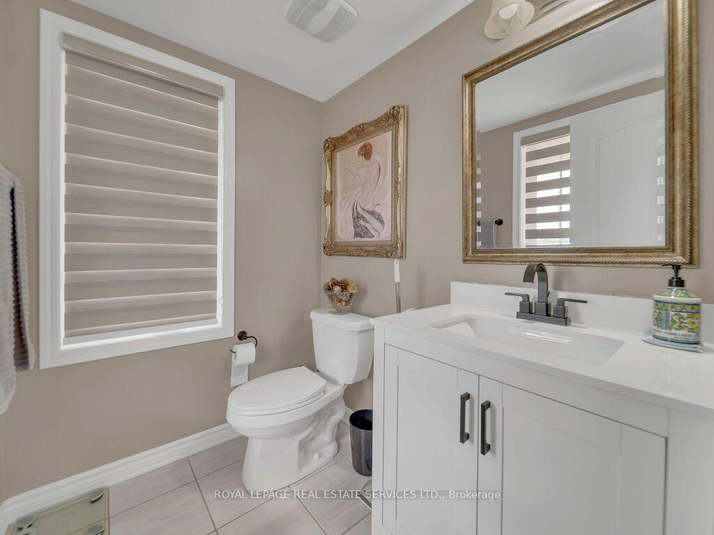Photo 17 of 61 Rockbrook Trail, Brampton, Northwest Brampton — HOMEH