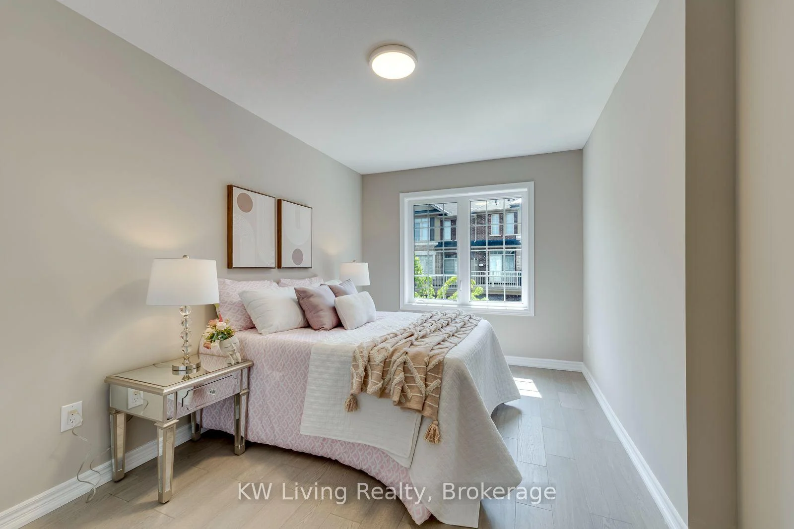 Photo 26 of 3291 Mockingbird Common, Oakville, Joshua Meadows — HOMEH