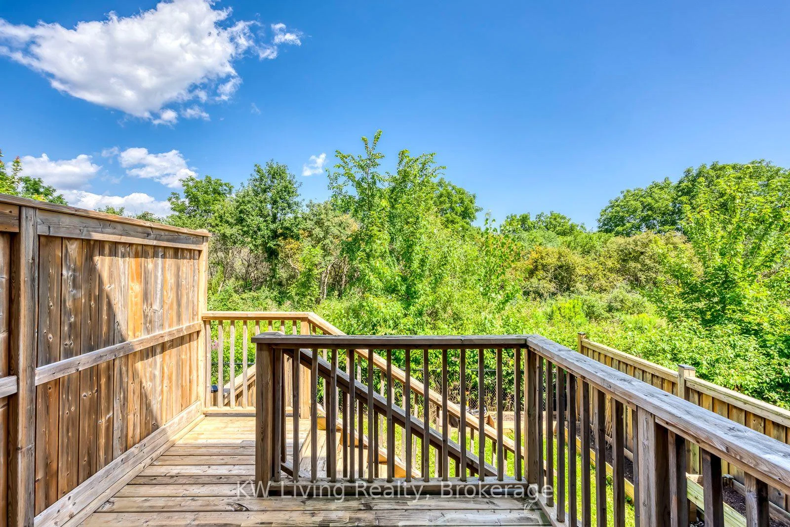 Photo 32 of 3291 Mockingbird Common, Oakville, Joshua Meadows — HOMEH