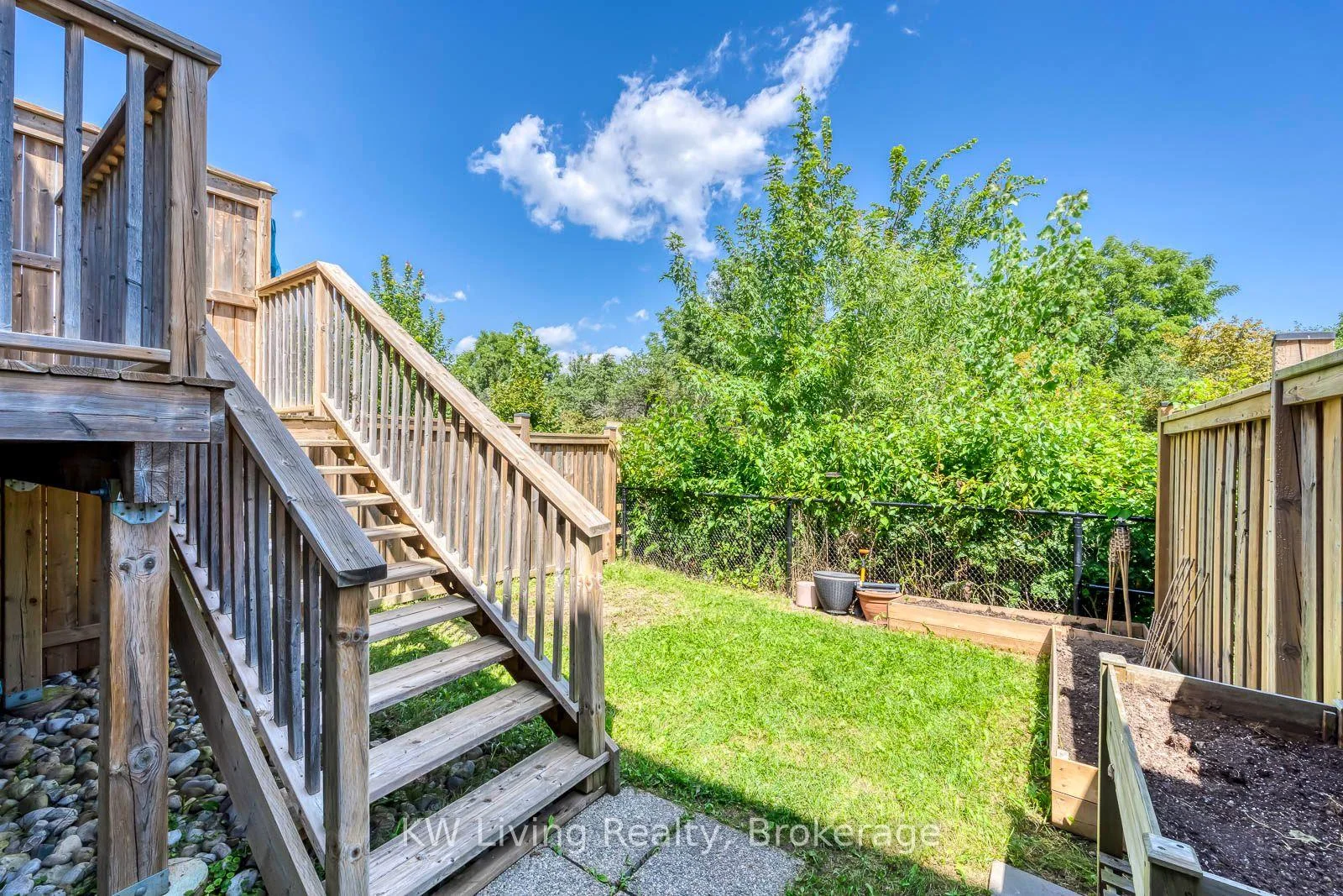 Photo 33 of 3291 Mockingbird Common, Oakville, Joshua Meadows — HOMEH