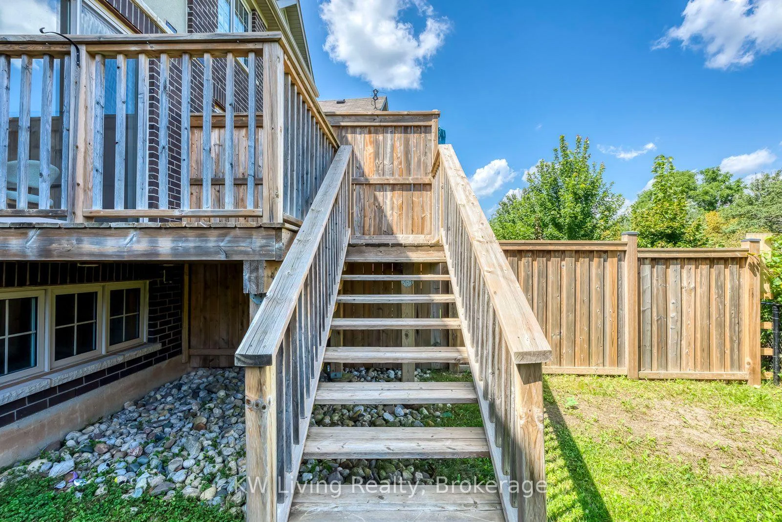 Photo 34 of 3291 Mockingbird Common, Oakville, Joshua Meadows — HOMEH