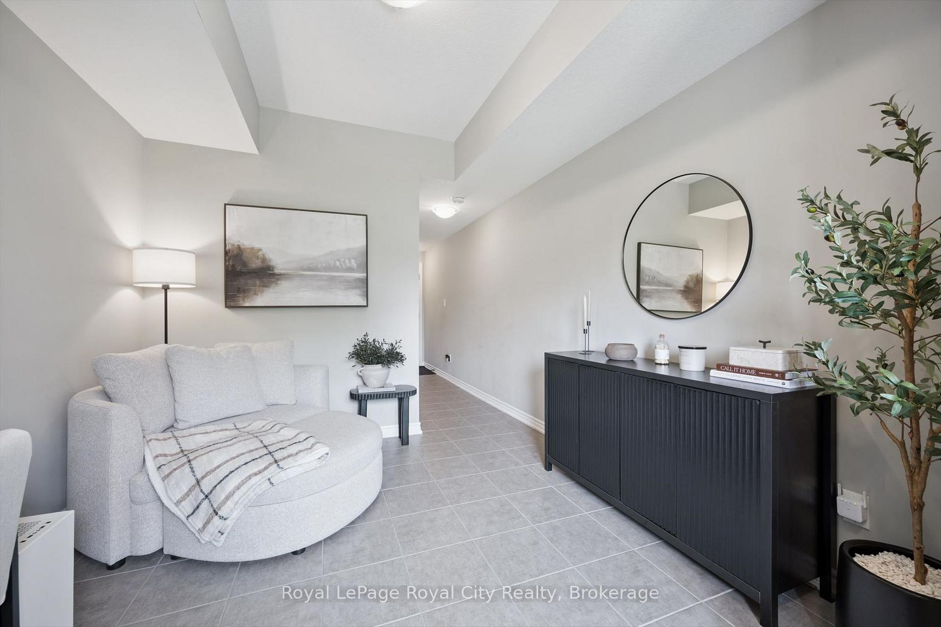 Photo 9 of Unit 58, 107 Westra Drive, Guelph, Willow West/Sugarbush/West Acres — HOMEH