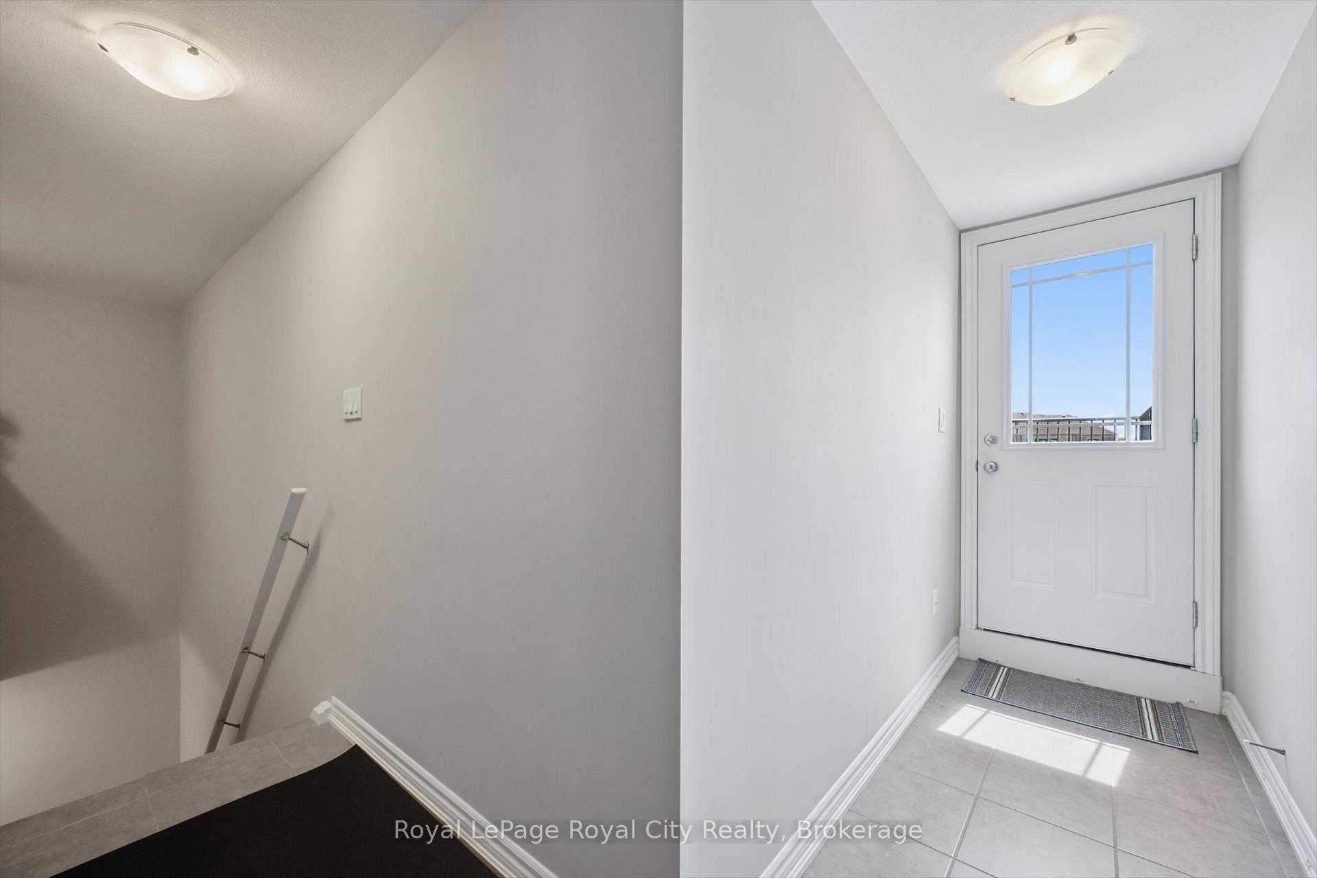 Photo 32 of Unit 58, 107 Westra Drive, Guelph, Willow West/Sugarbush/West Acres — HOMEH