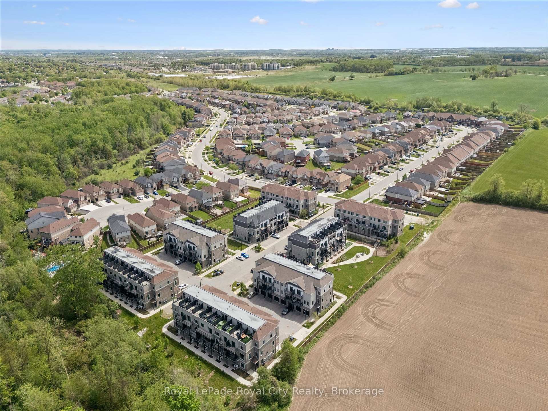 Photo 37 of Unit 58, 107 Westra Drive, Guelph, Willow West/Sugarbush/West Acres — HOMEH