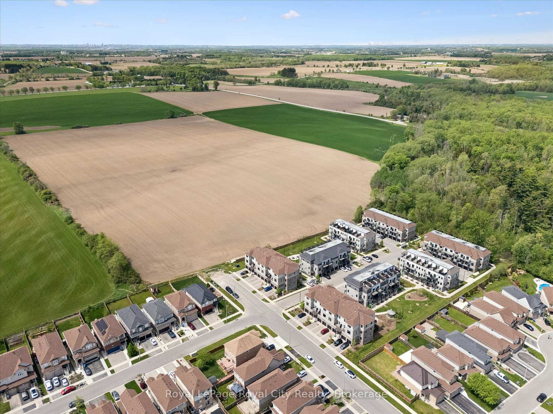 Photo 40 of Unit 58, 107 Westra Drive, Guelph, Willow West/Sugarbush/West Acres — HOMEH