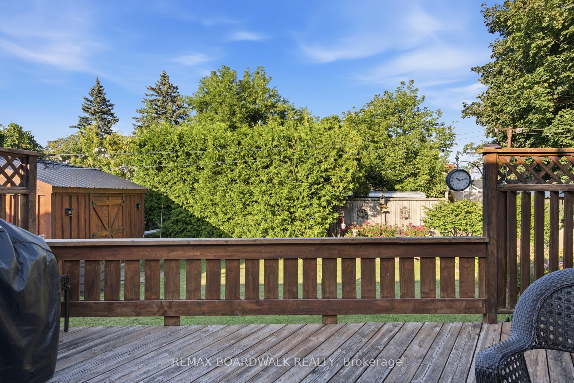 Photo 10 of 762 St Lawrence Street, Prescott, Prescott — HOMEH
