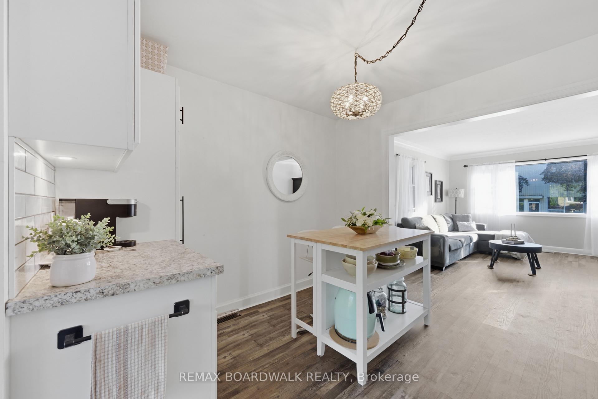 Photo 17 of 762 St Lawrence Street, Prescott, Prescott — HOMEH