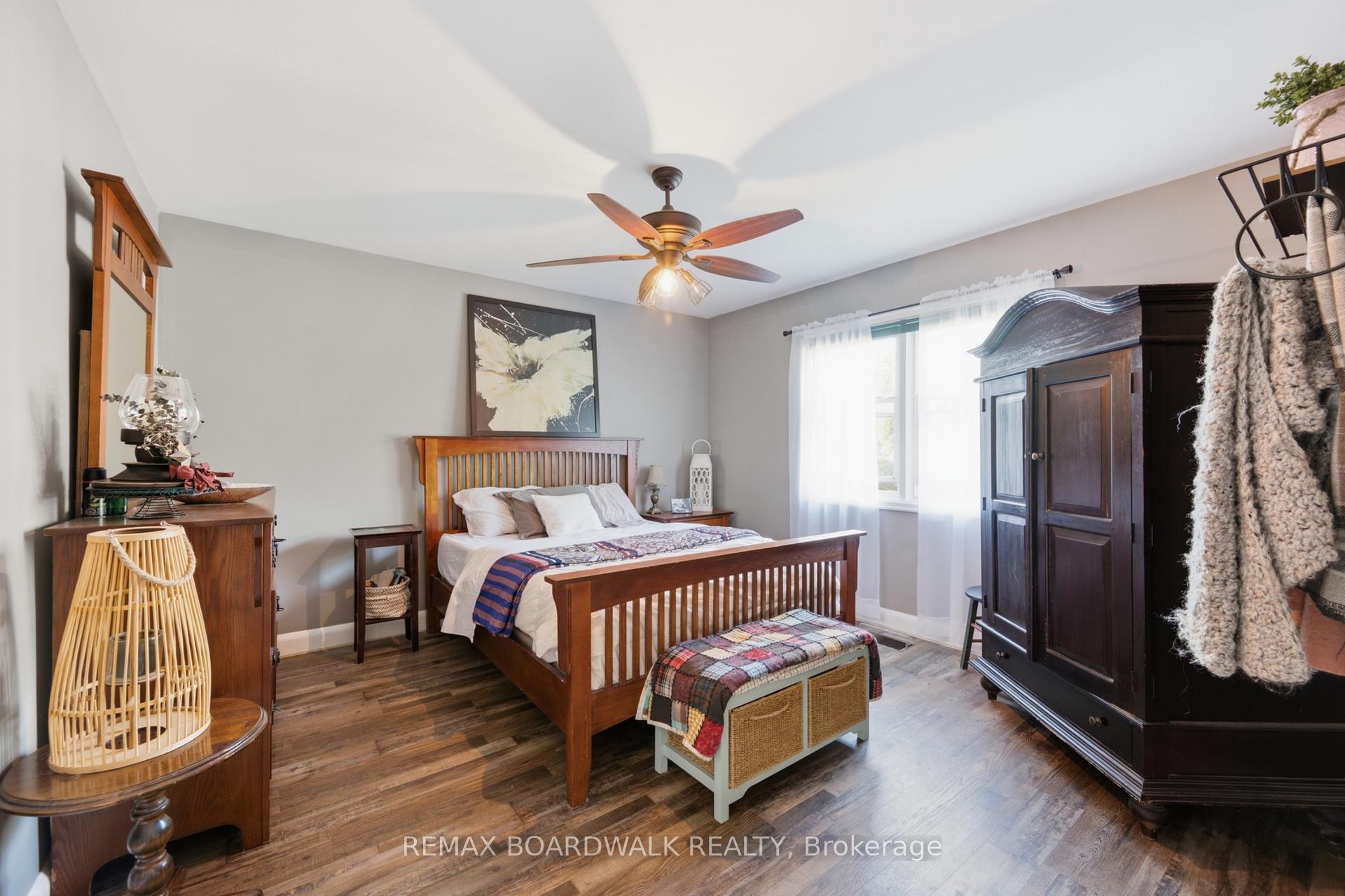 Photo 31 of 762 St Lawrence Street, Prescott, Prescott — HOMEH