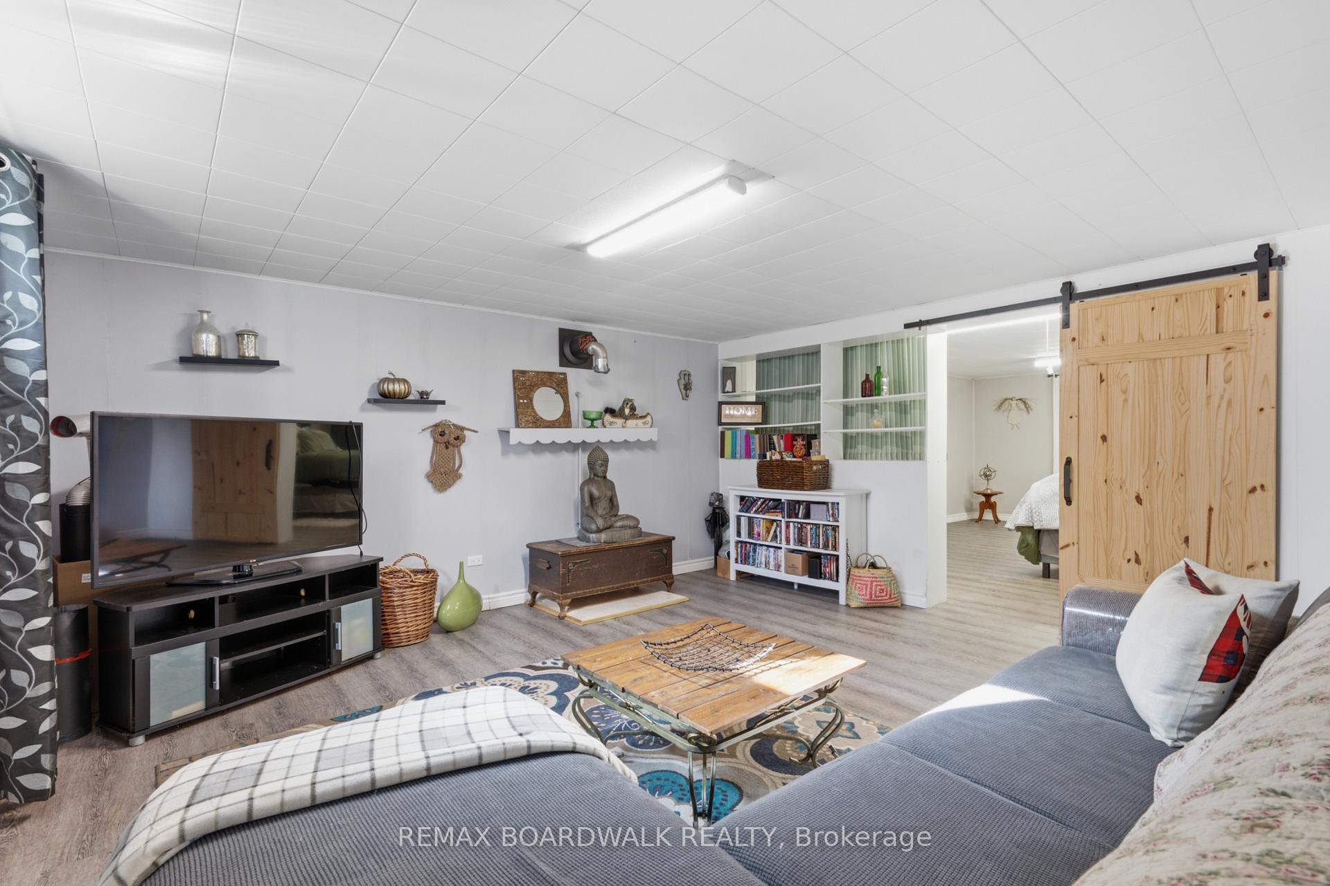 Photo 40 of 762 St Lawrence Street, Prescott, Prescott — HOMEH