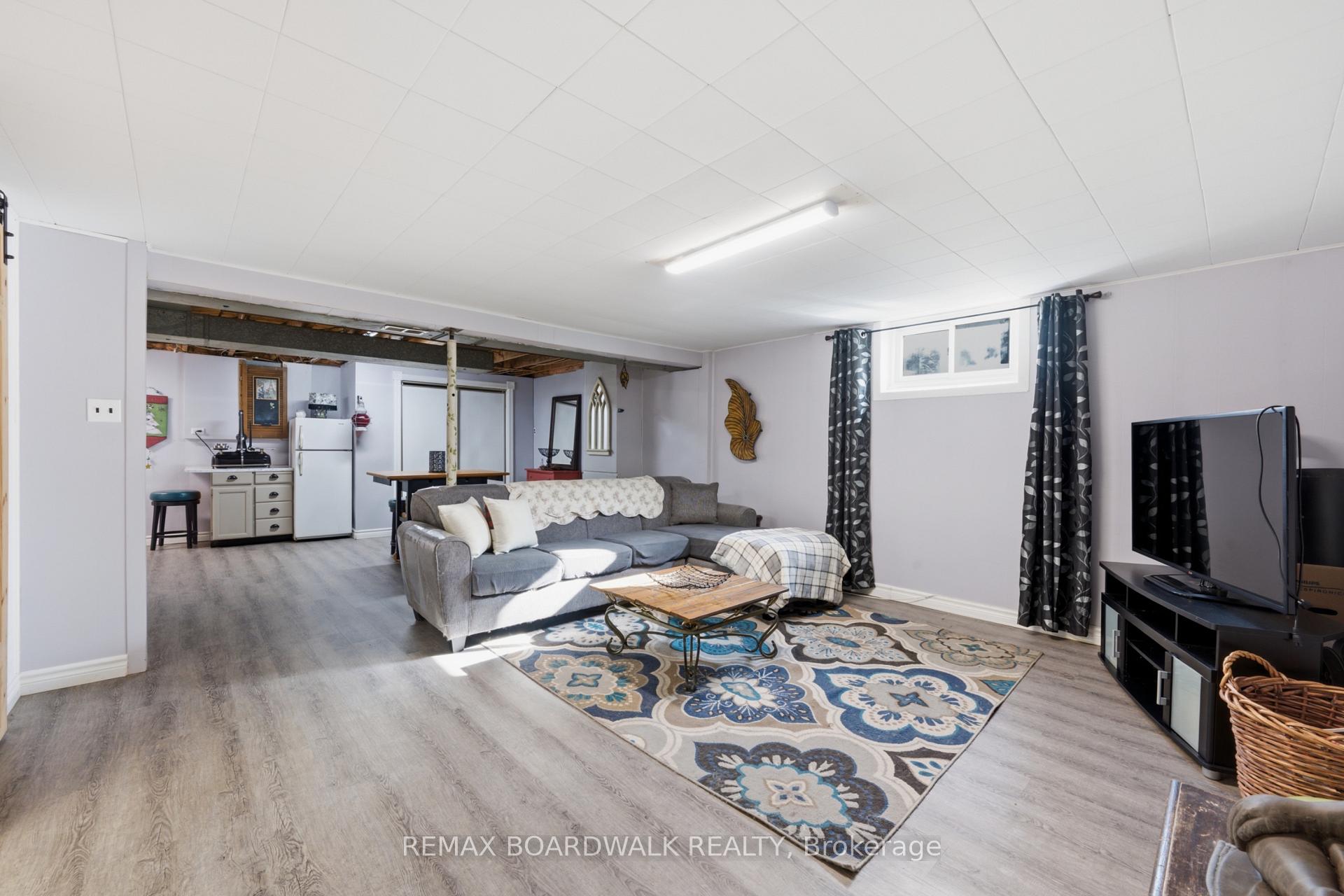 Photo 41 of 762 St Lawrence Street, Prescott, Prescott — HOMEH