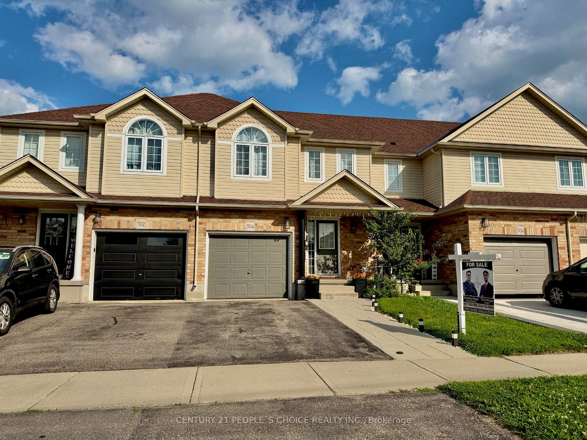 Photo 2 of 504 Doon Drive S, Kitchener, Doon South — HOMEH