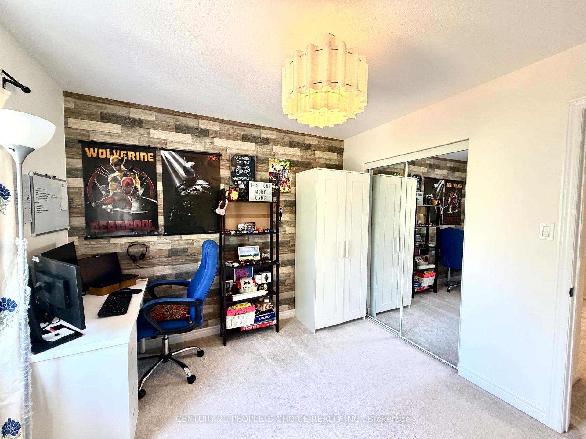 Photo 13 of 504 Doon Drive S, Kitchener, Doon South — HOMEH