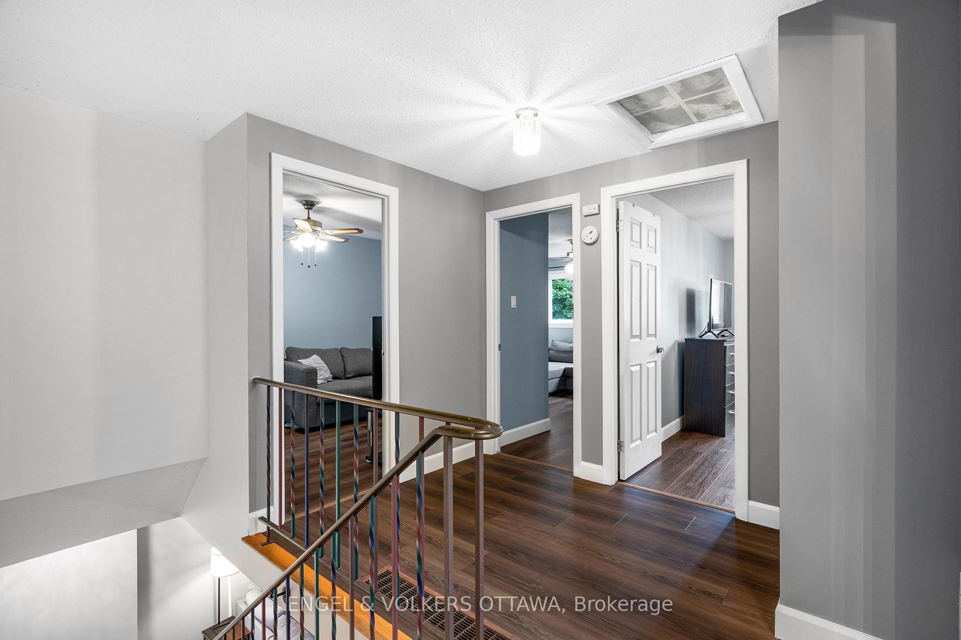 Photo 35 of 10 Estelle Crescent, Ottawa, Sheahan Estates/Trend Village — HOMEH