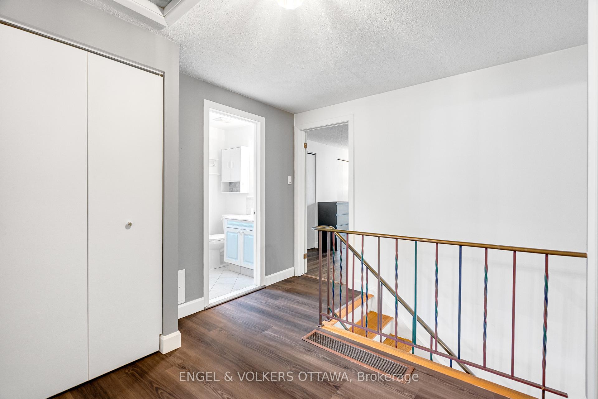Photo 41 of 10 Estelle Crescent, Ottawa, Sheahan Estates/Trend Village — HOMEH