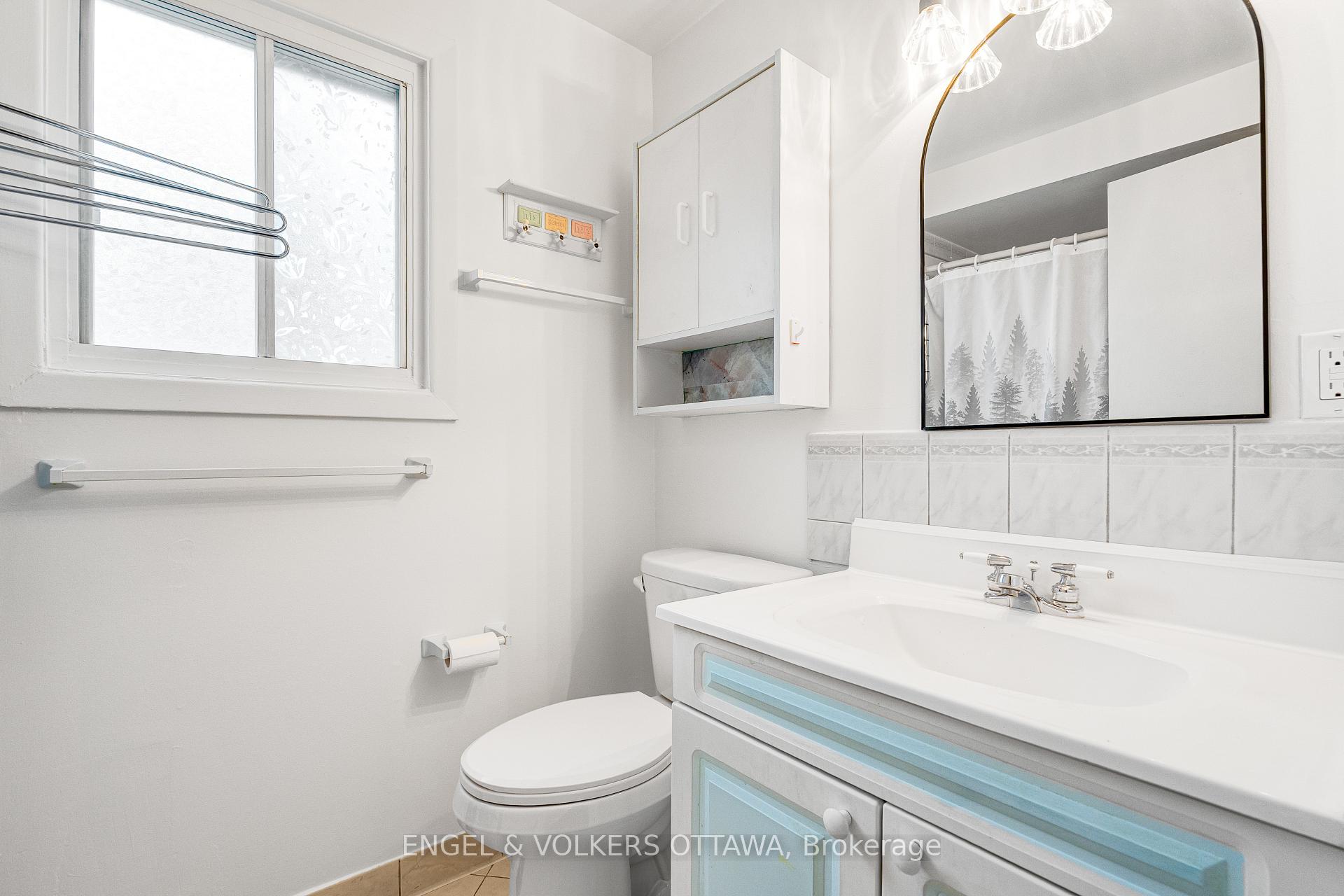 Photo 42 of 10 Estelle Crescent, Ottawa, Sheahan Estates/Trend Village — HOMEH