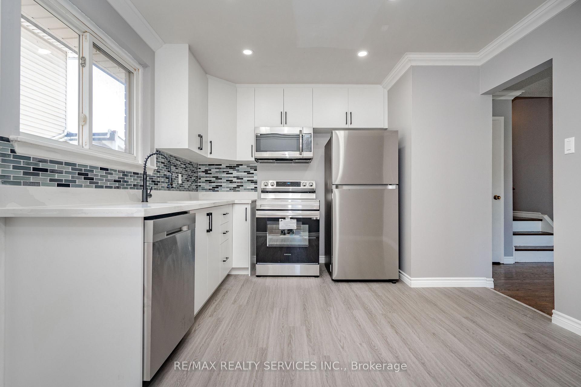 Photo 13 of Unit Upper Level, 23 Fidelia Crescent, Brampton, Southgate — HOMEH