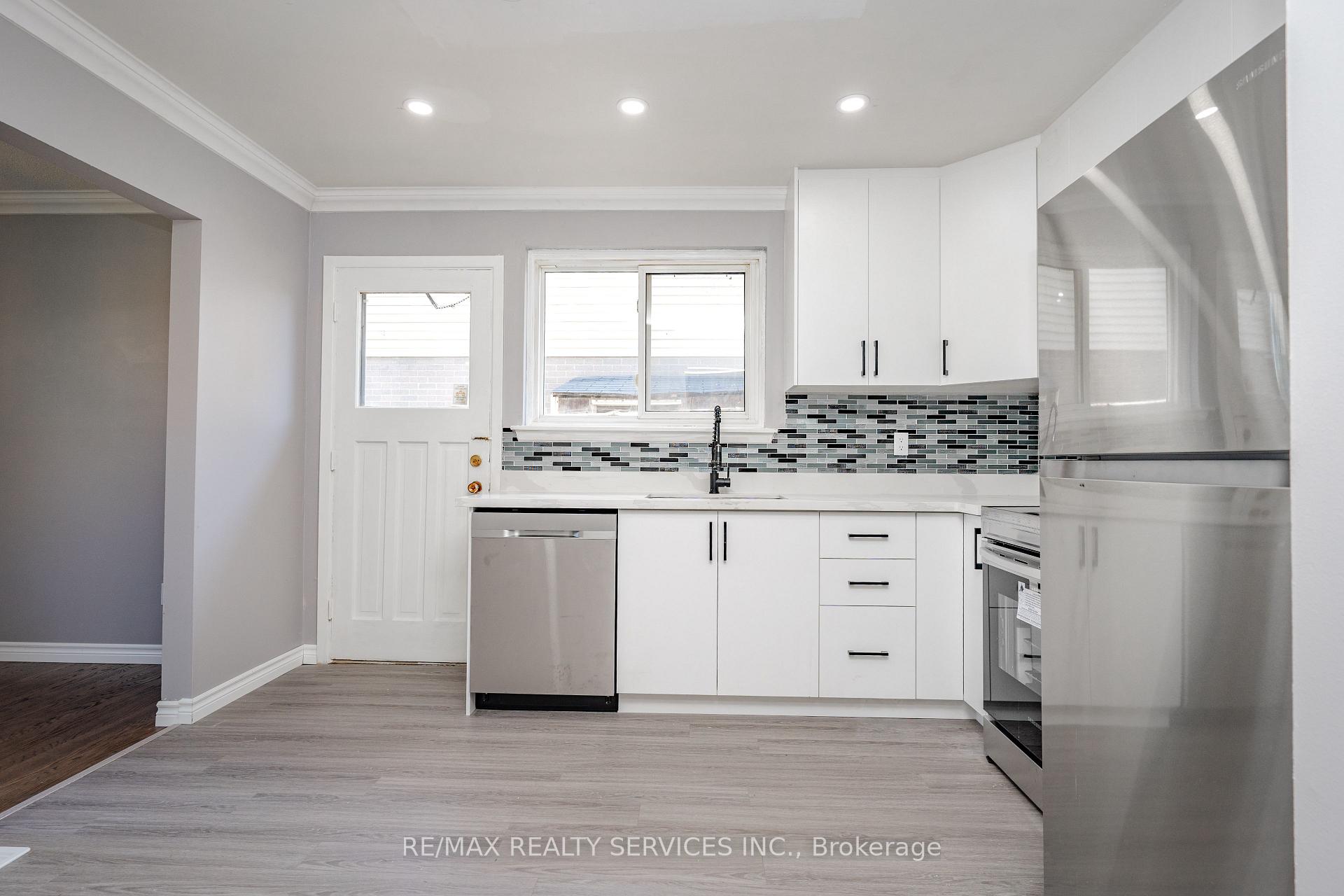 Photo 17 of Unit Upper Level, 23 Fidelia Crescent, Brampton, Southgate — HOMEH