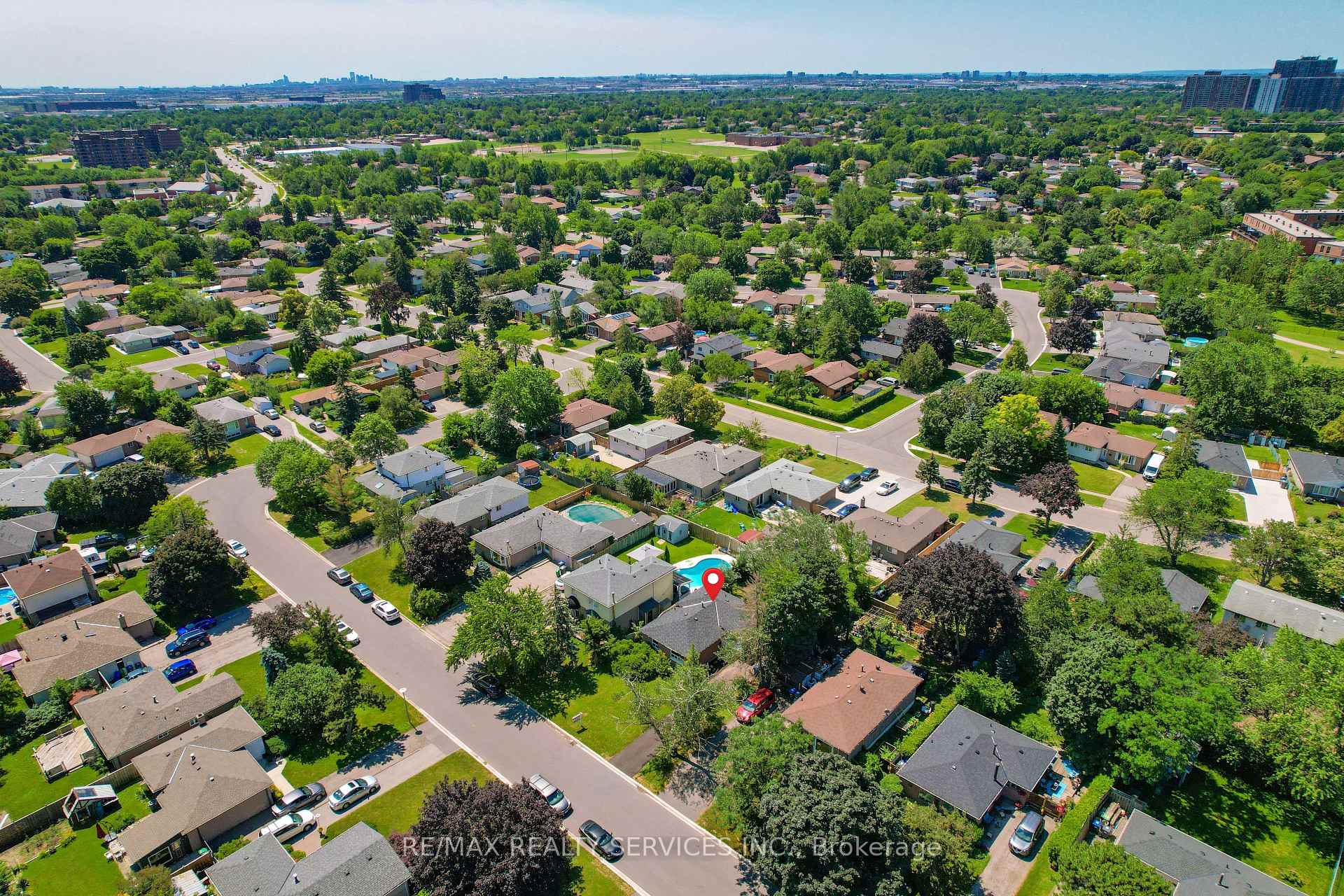 Photo 35 of Unit Upper Level, 23 Fidelia Crescent, Brampton, Southgate — HOMEH