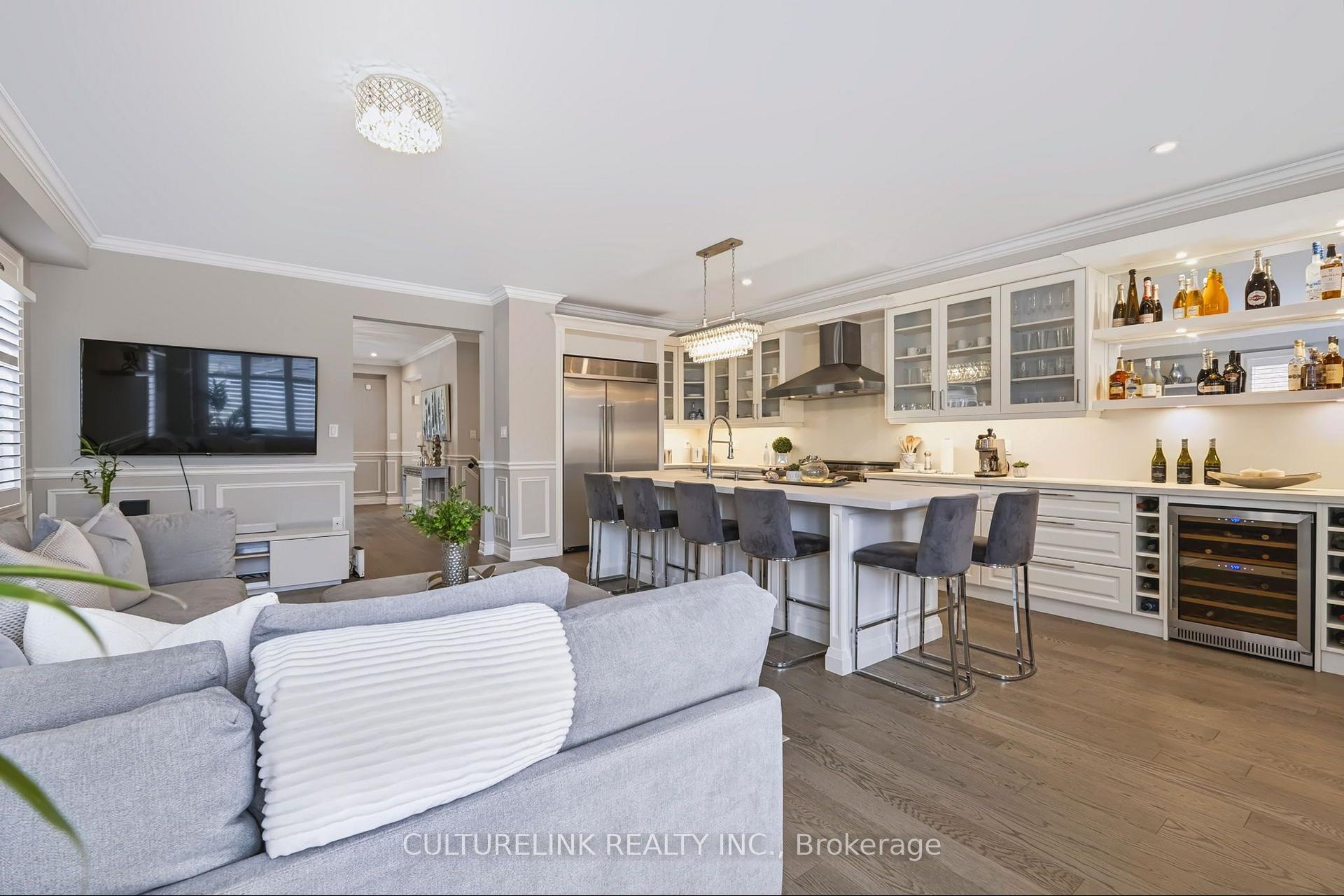 Photo 3 of 89 Sharonview Crescent, East Gwillimbury, Sharon — HOMEH