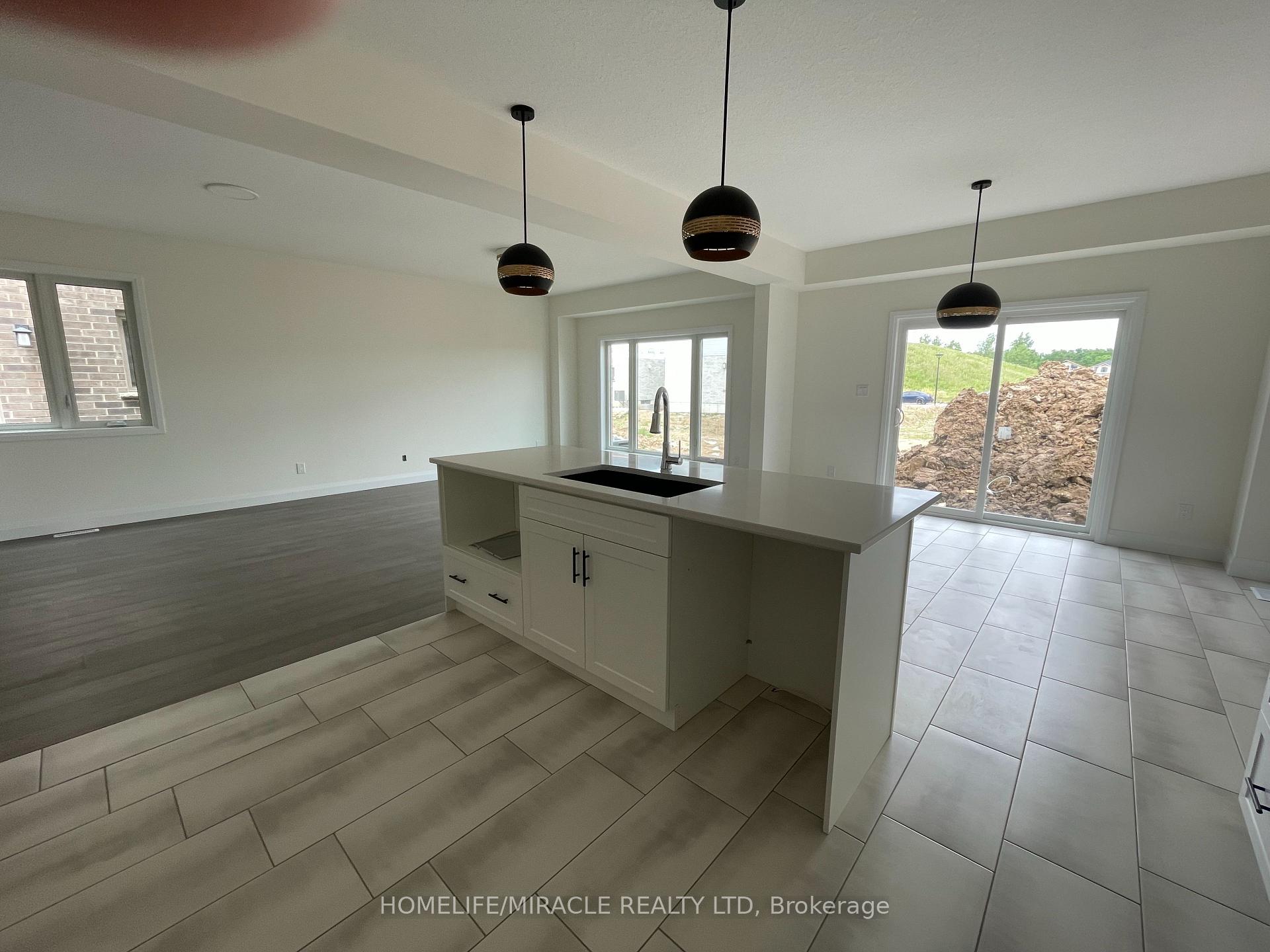 Photo 4 of 167 Byers Street, London, South W — HOMEH