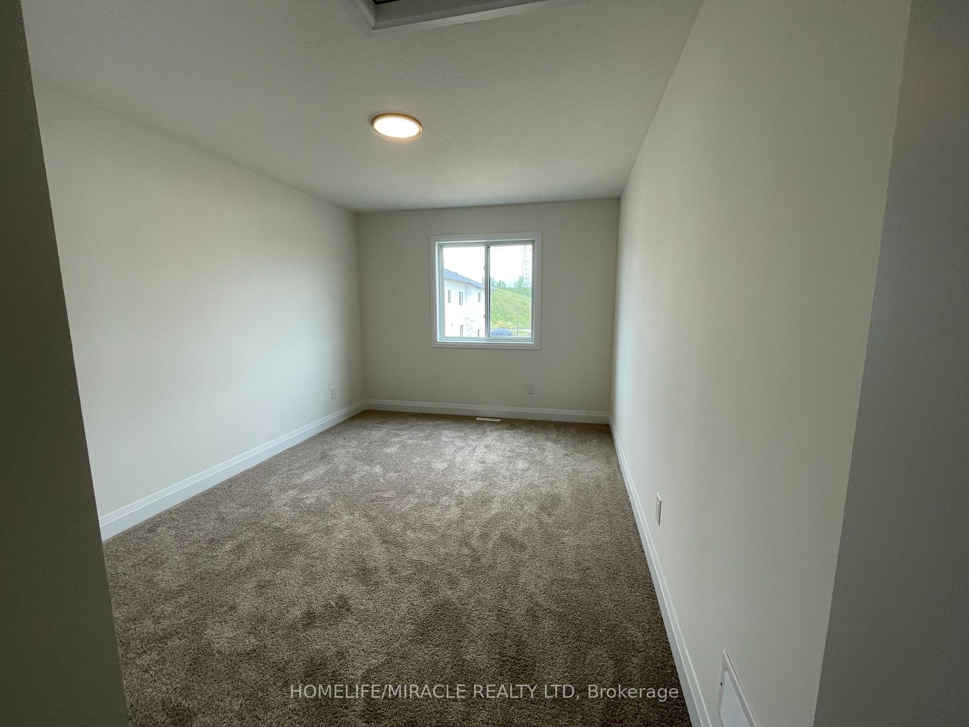 Photo 7 of 167 Byers Street, London, South W — HOMEH