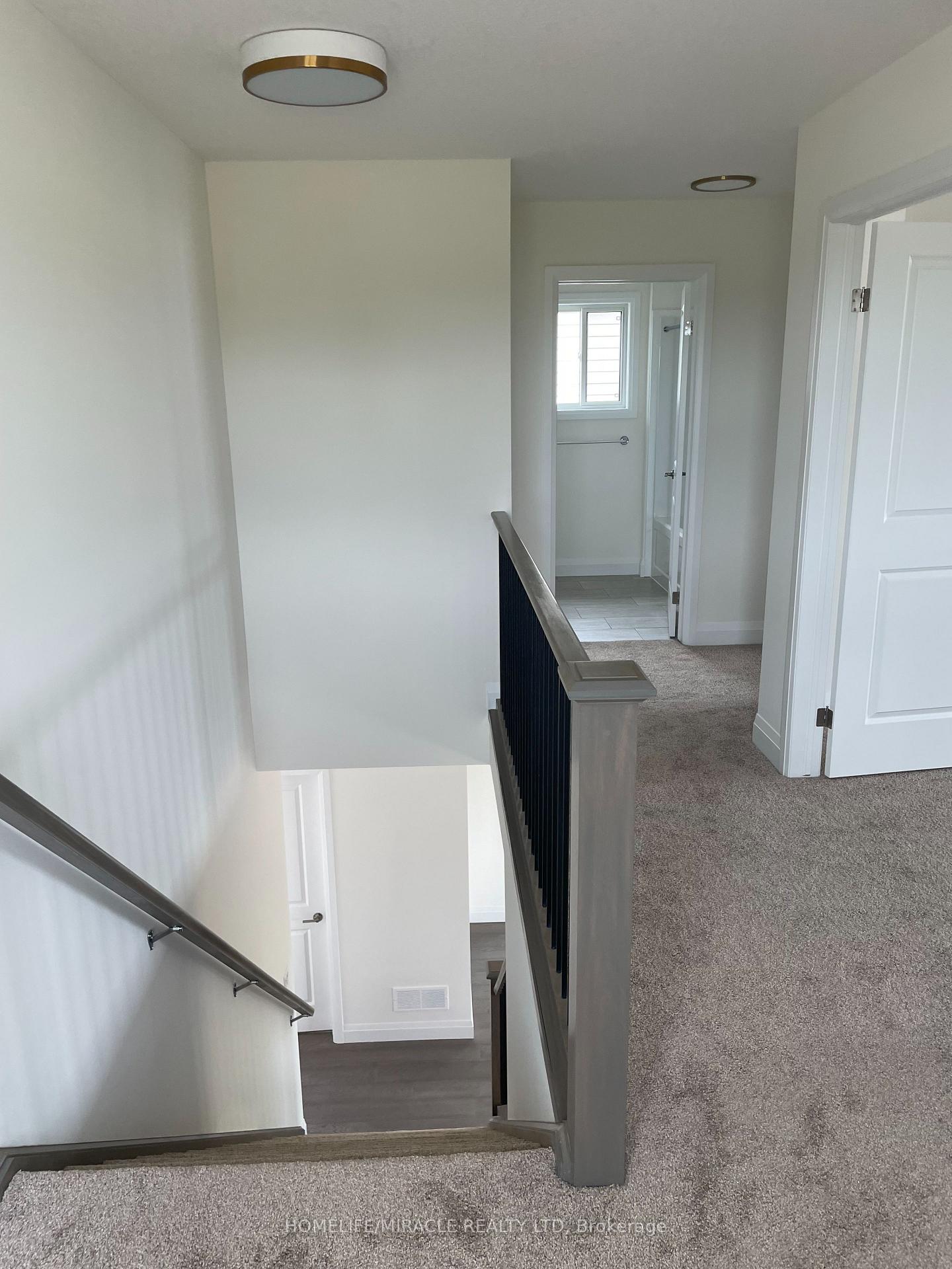 Photo 9 of 167 Byers Street, London, South W — HOMEH