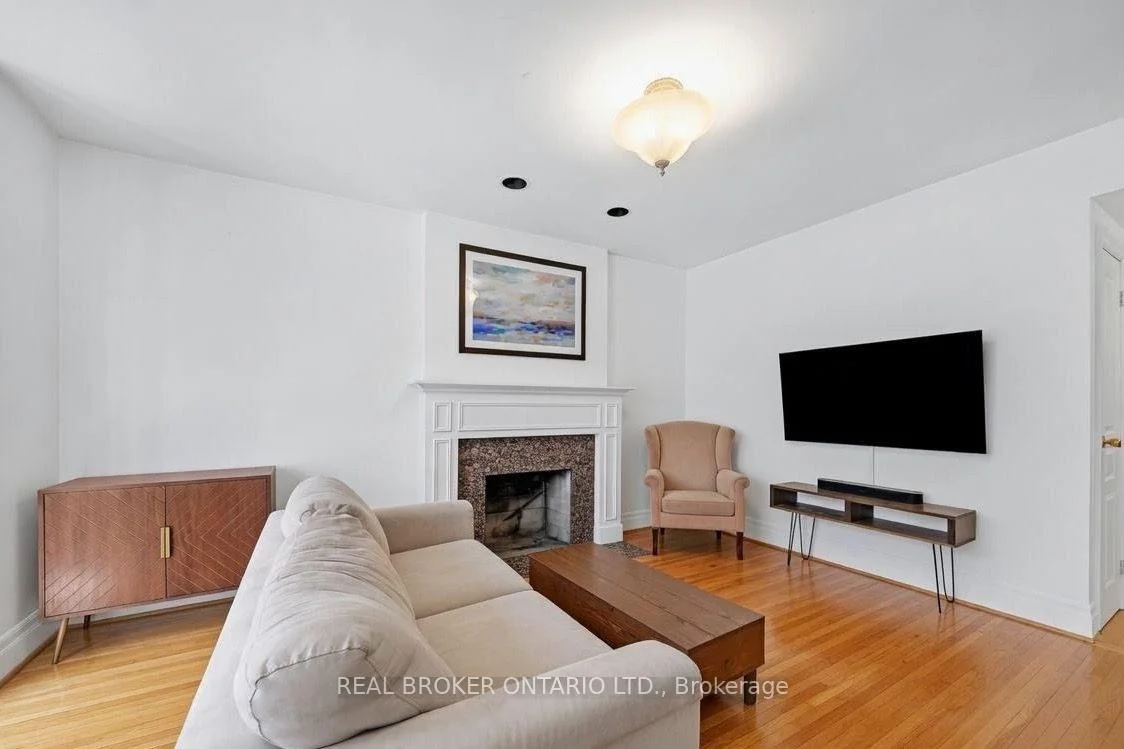 Photo 12 of Unit 2, 12 Foxbar Road, Toronto, Yonge-St. Clair — HOMEH