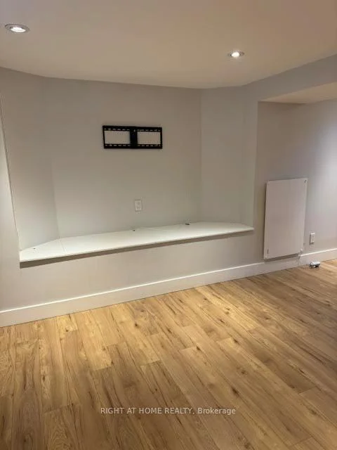 Photo 16 of Unit LOWER LEVEL, 29 Kirby Road, North York, Downsview-Roding-CFB — HOMEH