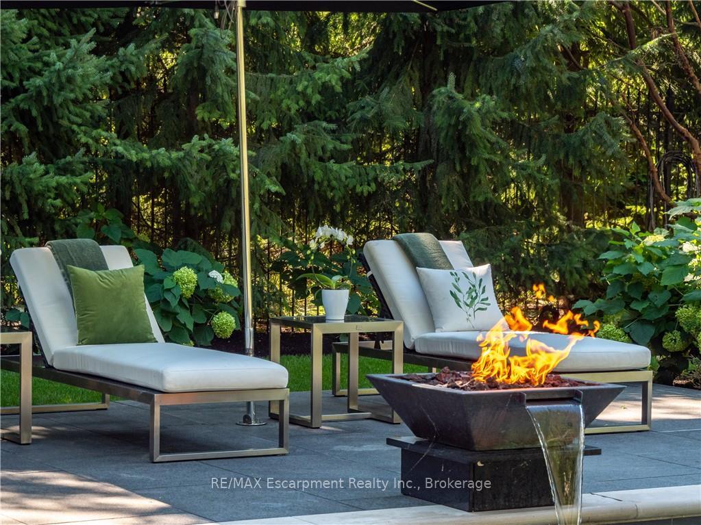 Photo 21 of 15 Chartwell Road, Oakville, Old Oakville — HOMEH