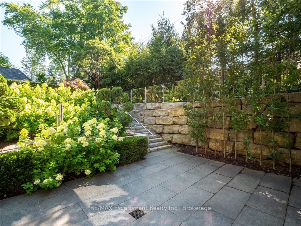 Photo 30 of 15 Chartwell Road, Oakville, Old Oakville — HOMEH