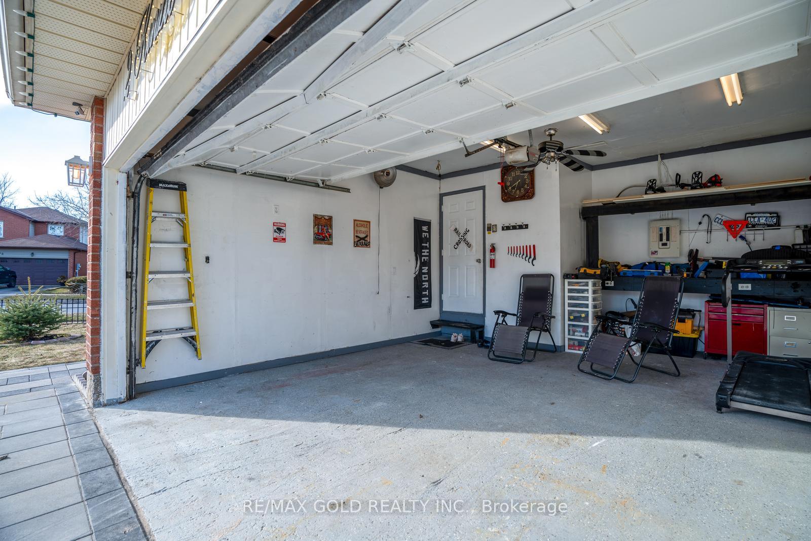 Photo 21 of 2 Kinzie Lane, Barrie, Grove East — HOMEH