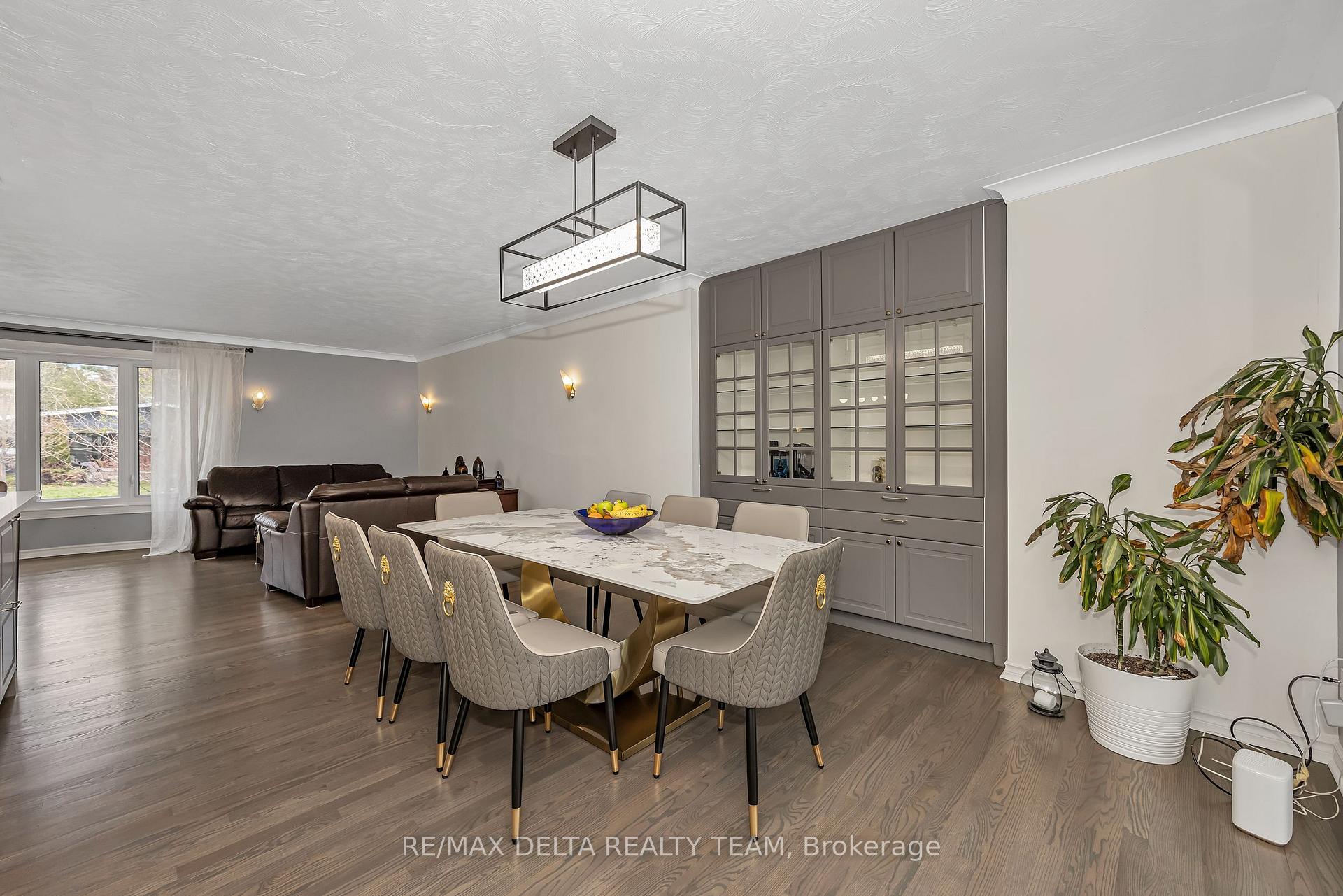 Photo 12 of 2350 Georgina Drive, Ottawa, Whitehaven — HOMEH