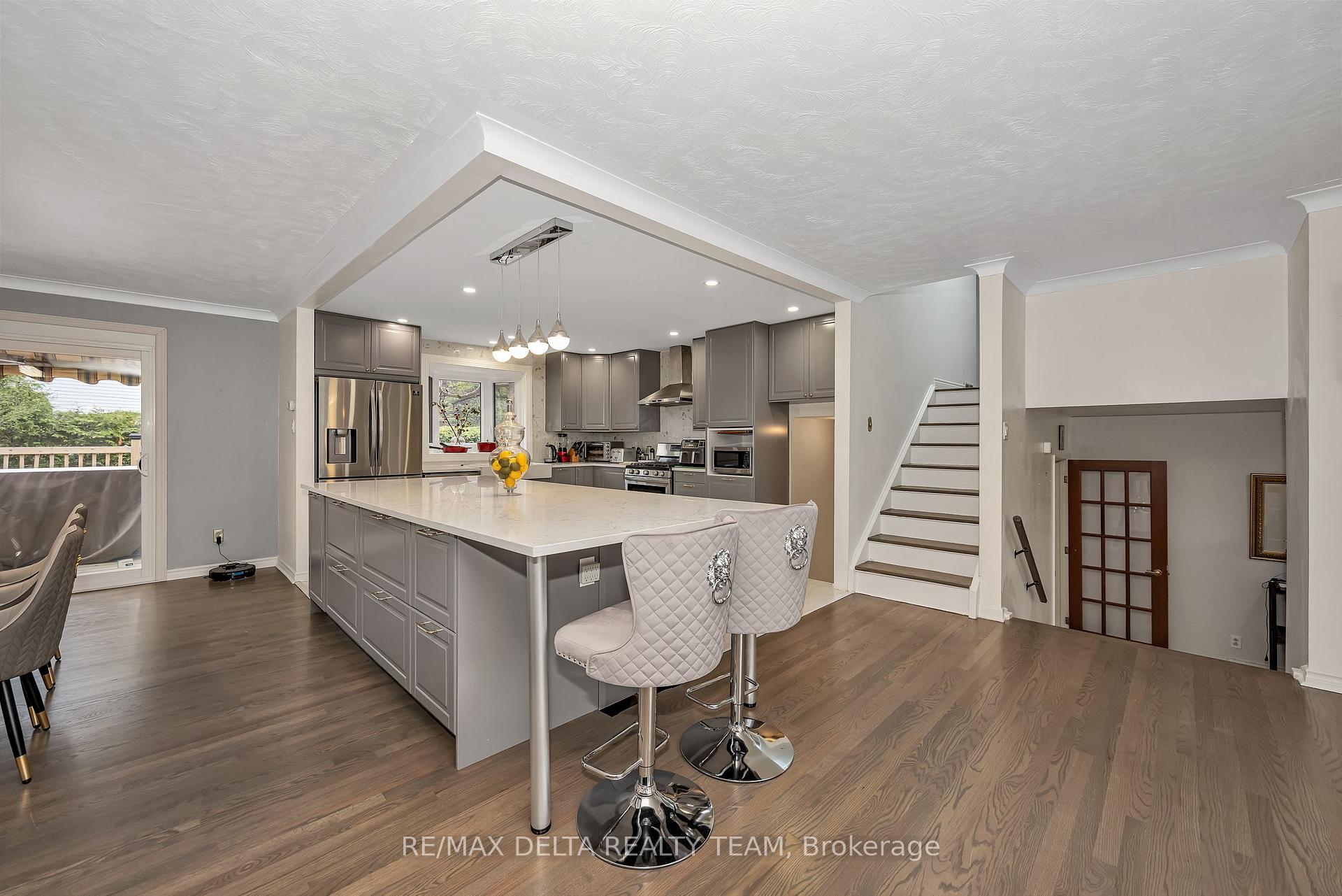 Photo 16 of 2350 Georgina Drive, Ottawa, Whitehaven — HOMEH