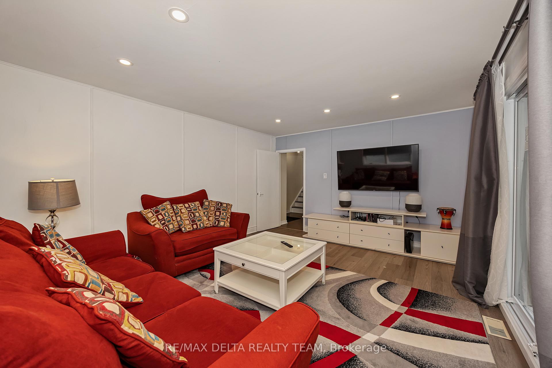 Photo 21 of 2350 Georgina Drive, Ottawa, Whitehaven — HOMEH