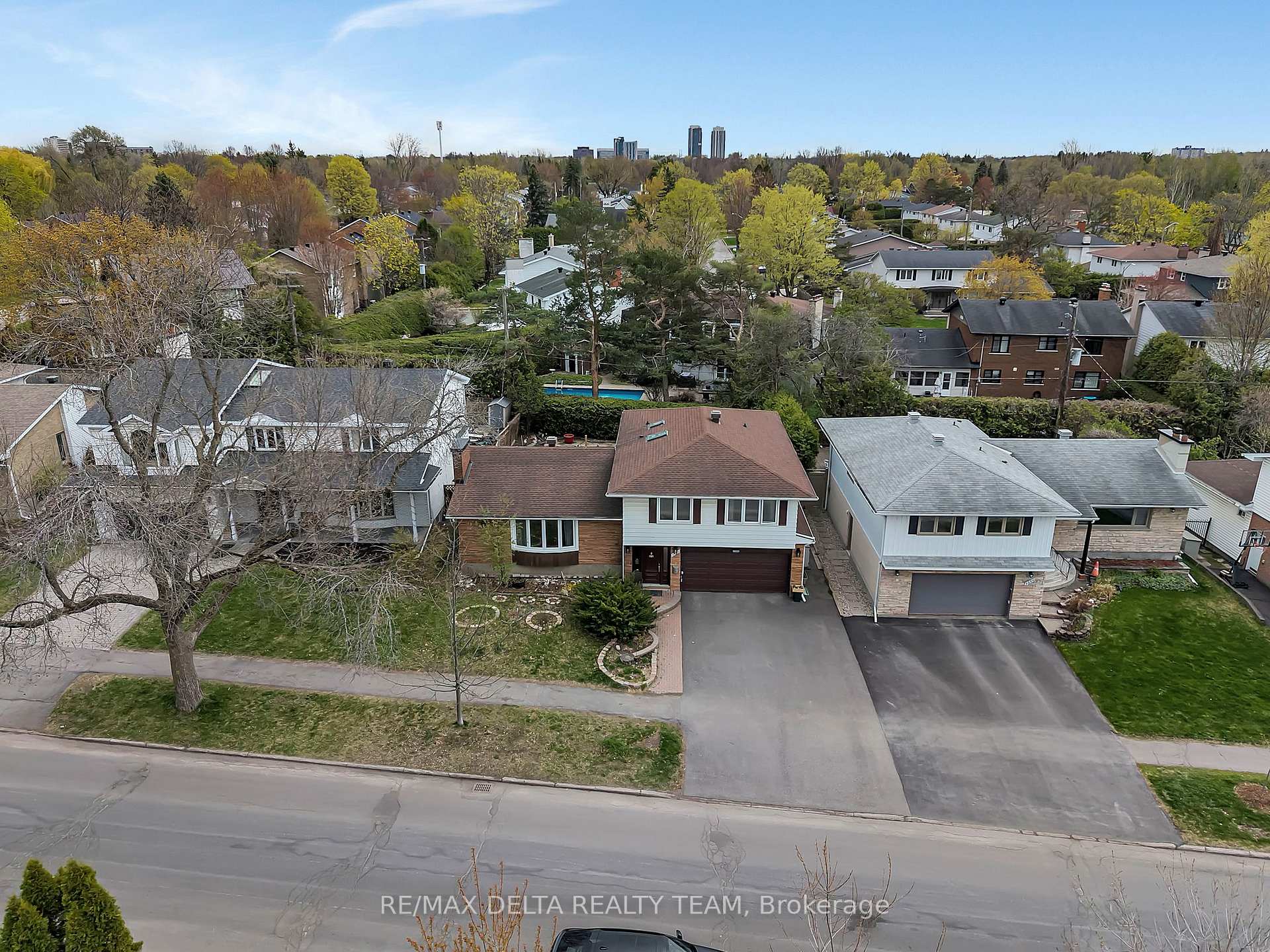 Photo 36 of 2350 Georgina Drive, Ottawa, Whitehaven — HOMEH