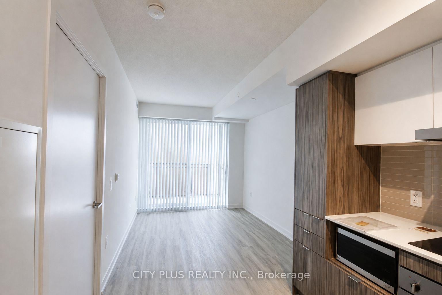 Photo 5 of Unit 1710, 55 Cooper Street, Toronto, Waterfront Communities — HOMEH