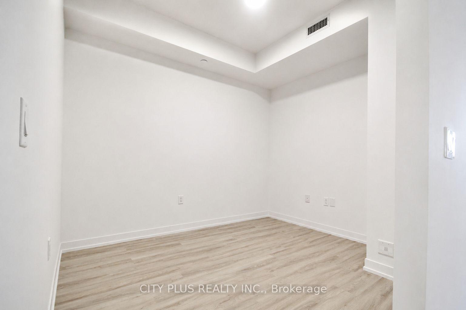 Photo 10 of Unit 1710, 55 Cooper Street, Toronto, Waterfront Communities — HOMEH