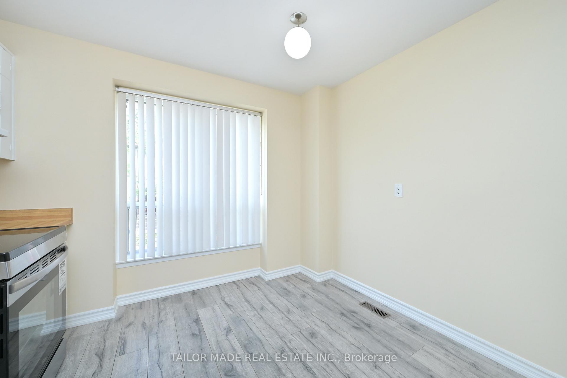 Photo 7 of Unit 79, 79 Guildford Crescent, Brampton, Central Park — HOMEH