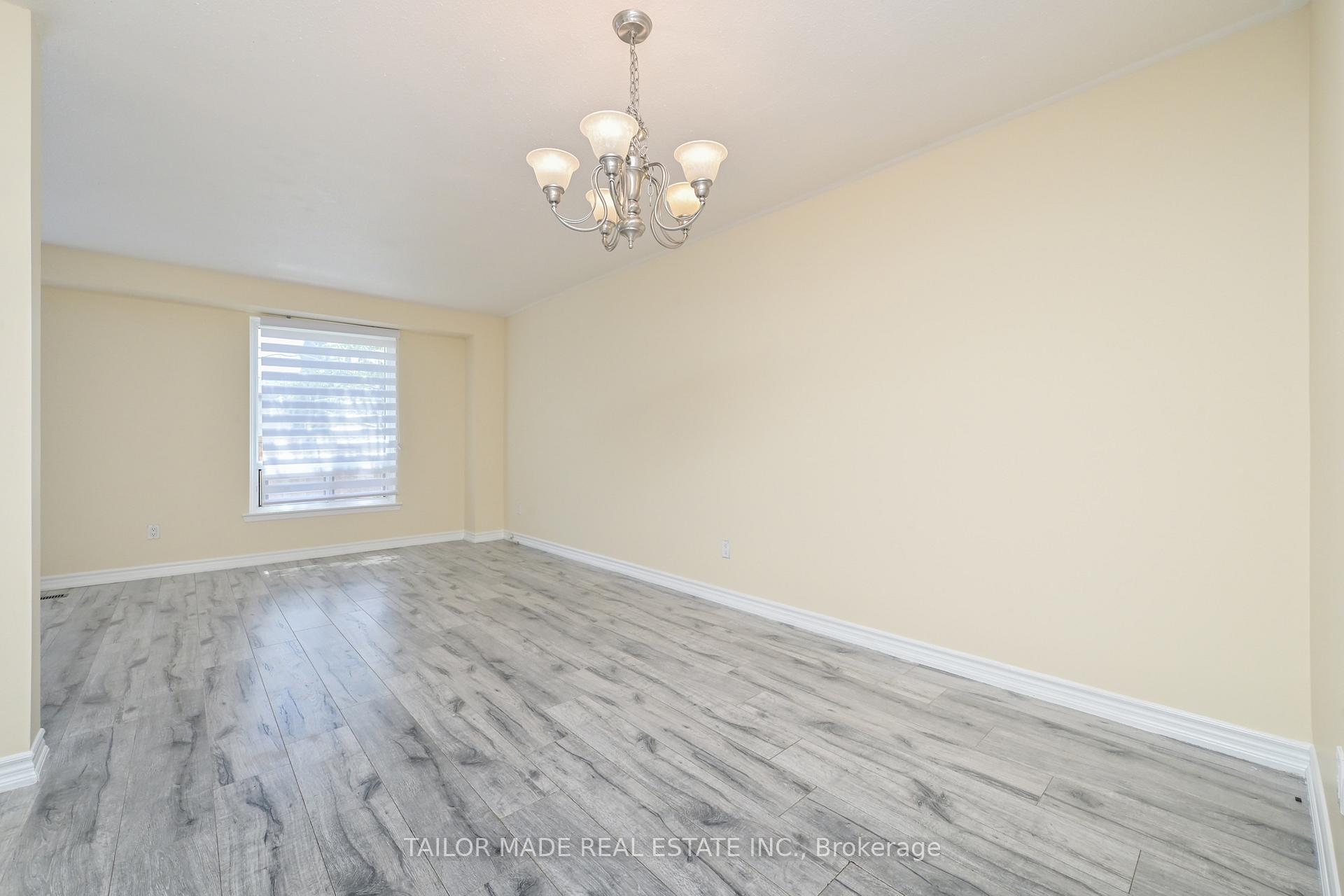 Photo 10 of Unit 79, 79 Guildford Crescent, Brampton, Central Park — HOMEH