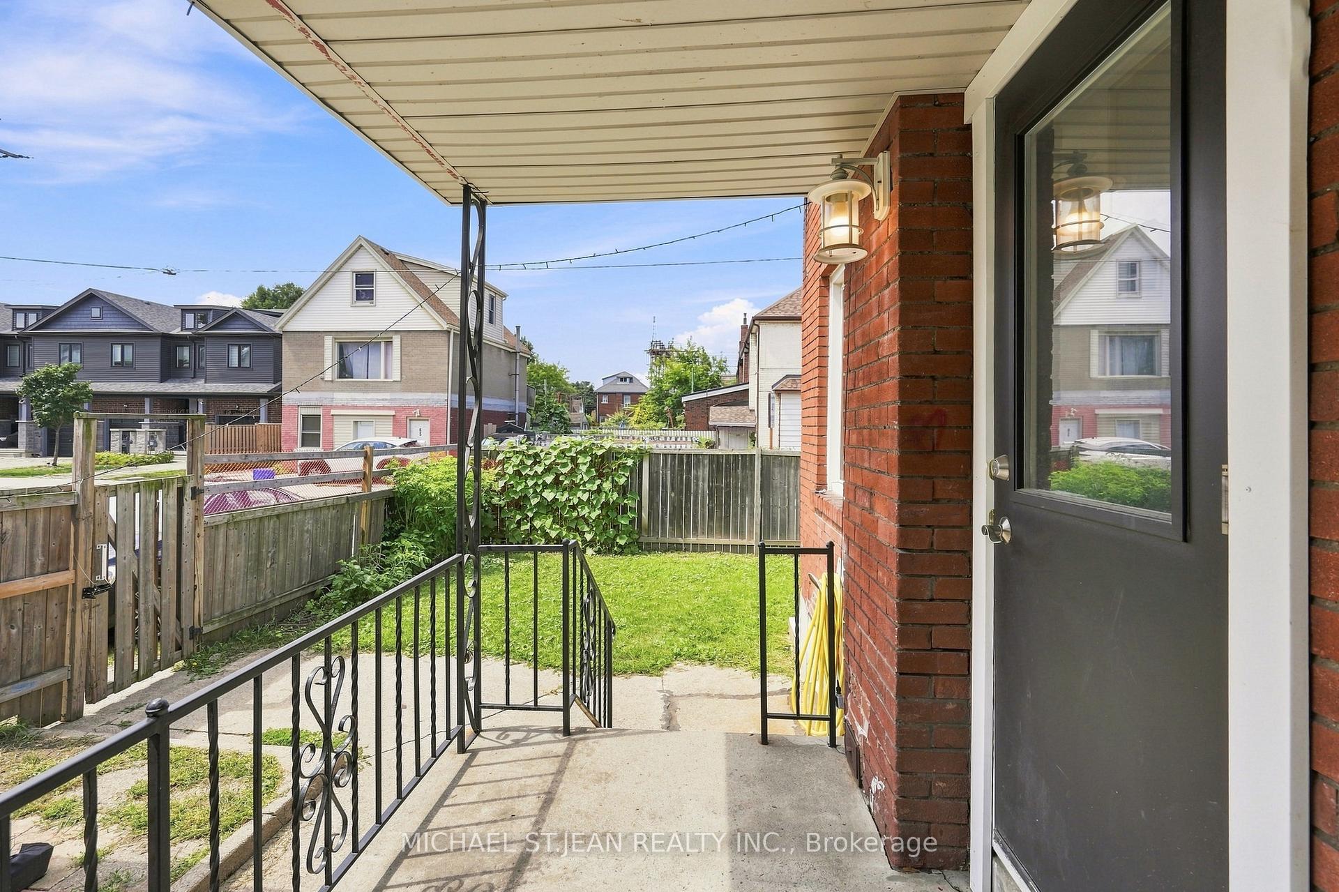 Photo 34 of 570 Cannon Street E, Hamilton, Gibson — HOMEH