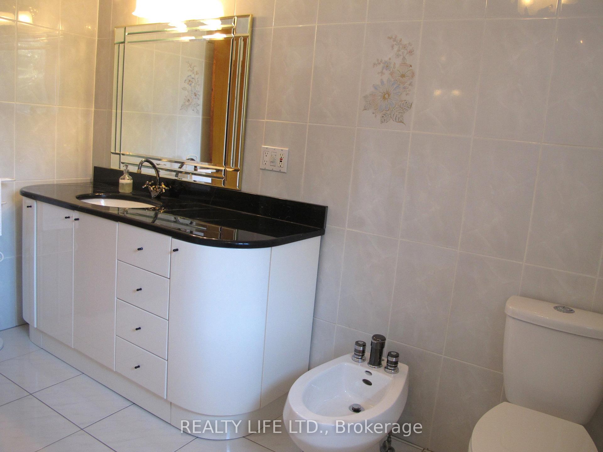 Photo 34 of 4 Rosalie Avenue, North York, Downsview-Roding-CFB — HOMEH