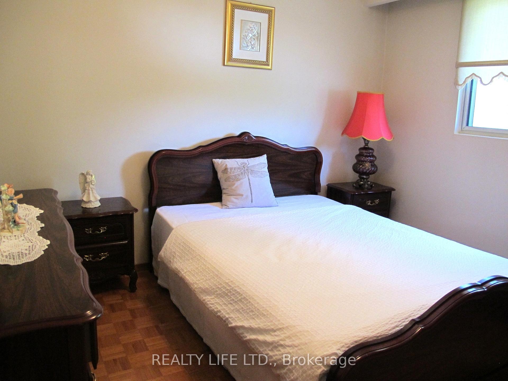 Photo 36 of 4 Rosalie Avenue, North York, Downsview-Roding-CFB — HOMEH